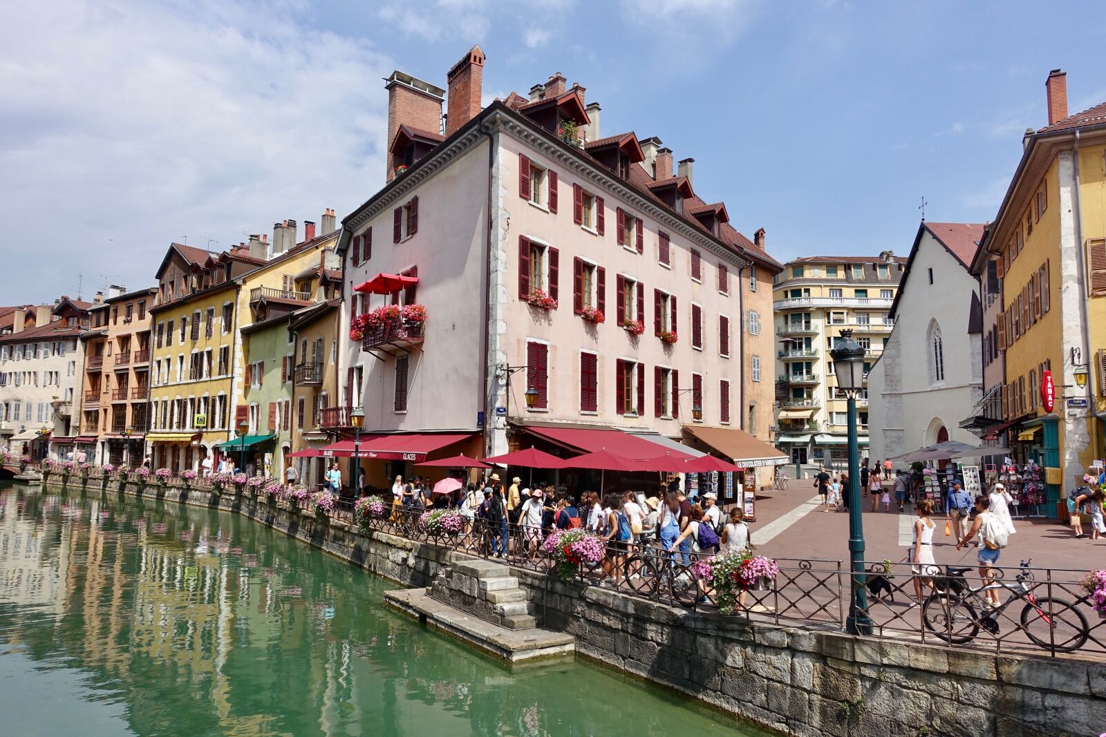 Sony Cyber-shot DSC-RX100 III sample photo. Annecy, architecture, tourism photography