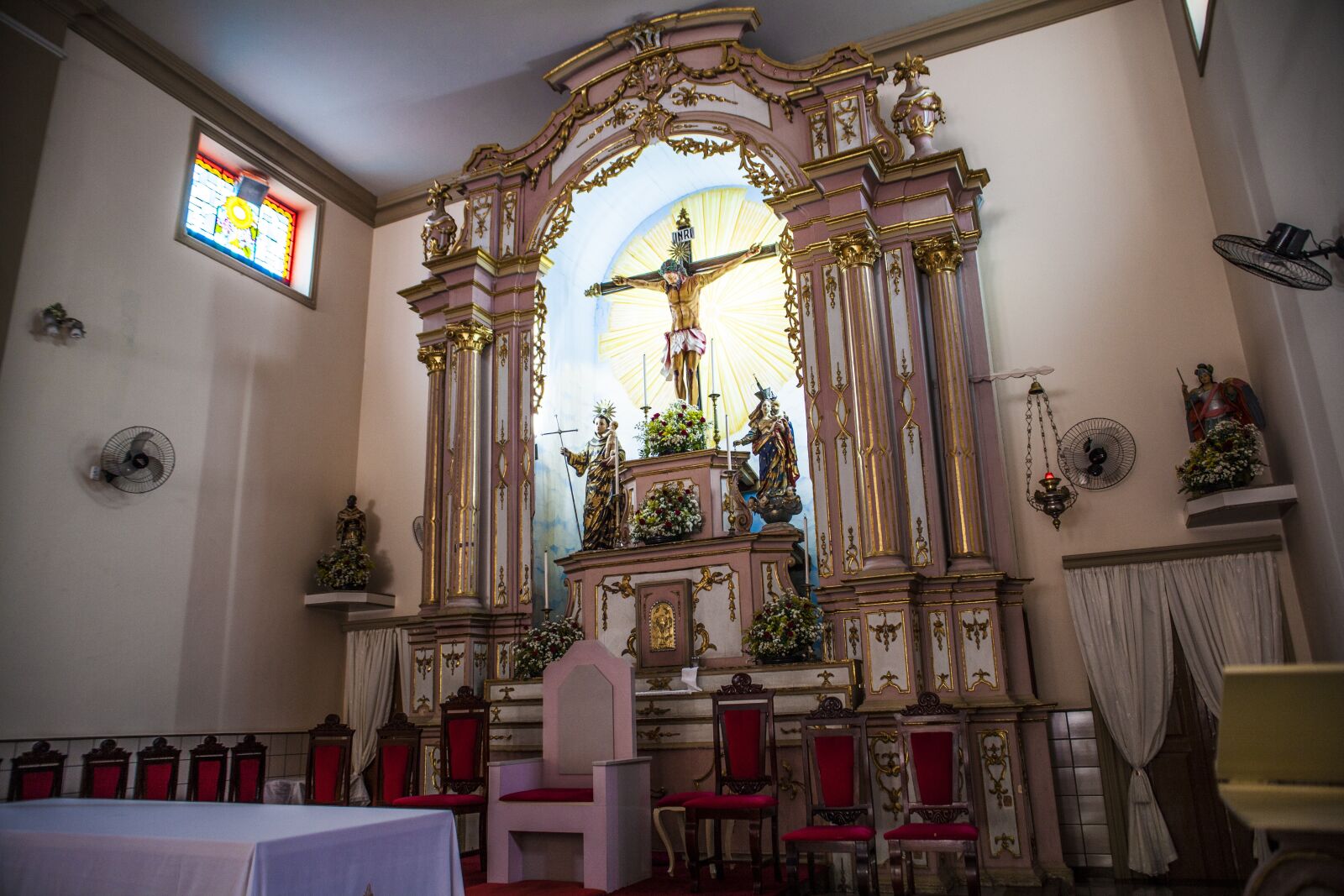 Canon EOS 5D Mark II sample photo. Jesus, church, altar photography