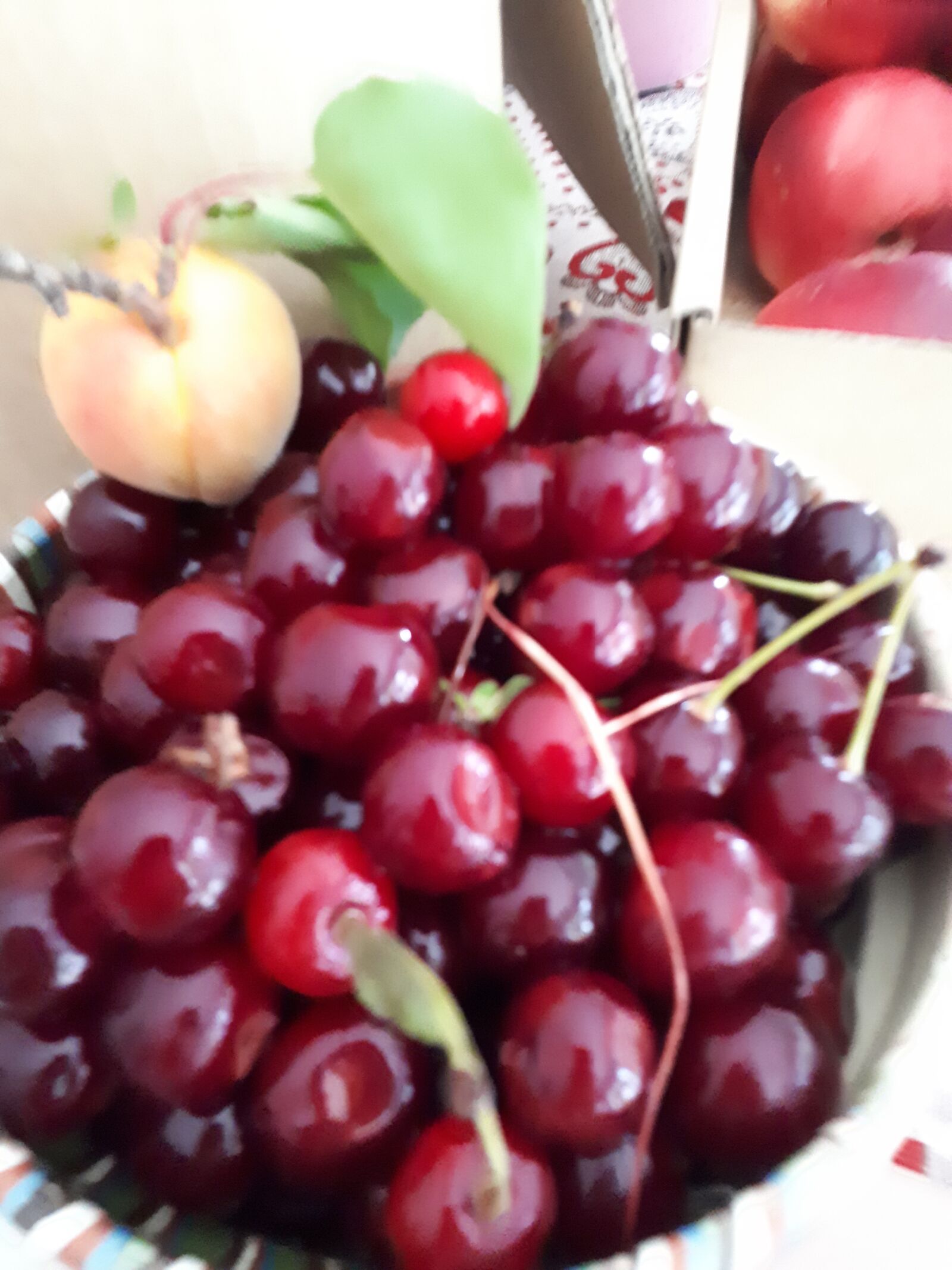 Samsung Galaxy A5(2017) sample photo. Red cherries, cherries, fruits photography