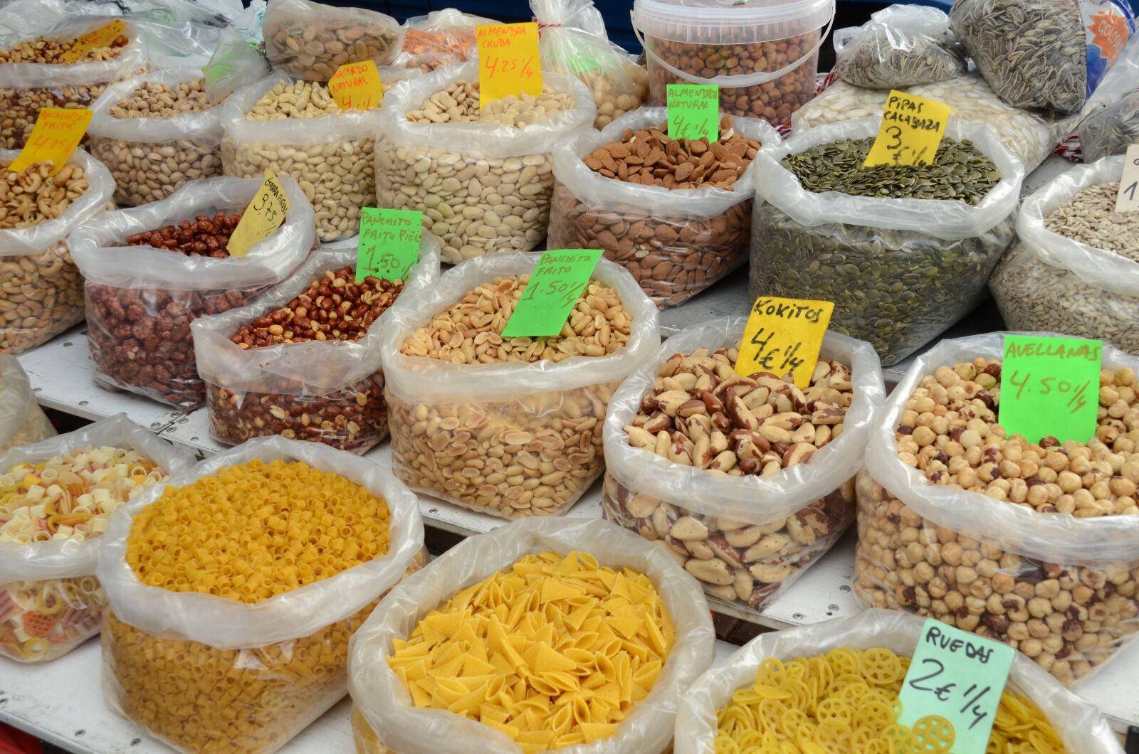 Nikon D7000 sample photo. Nut, nuts, pasta photography