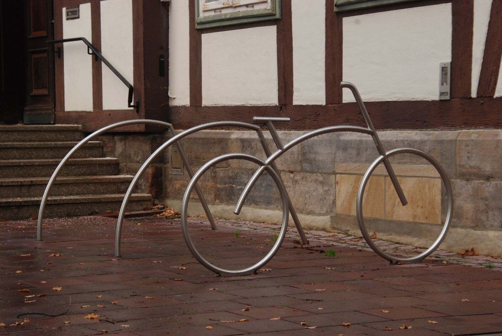 Nikon D80 sample photo. Bicycle, rack, modern photography