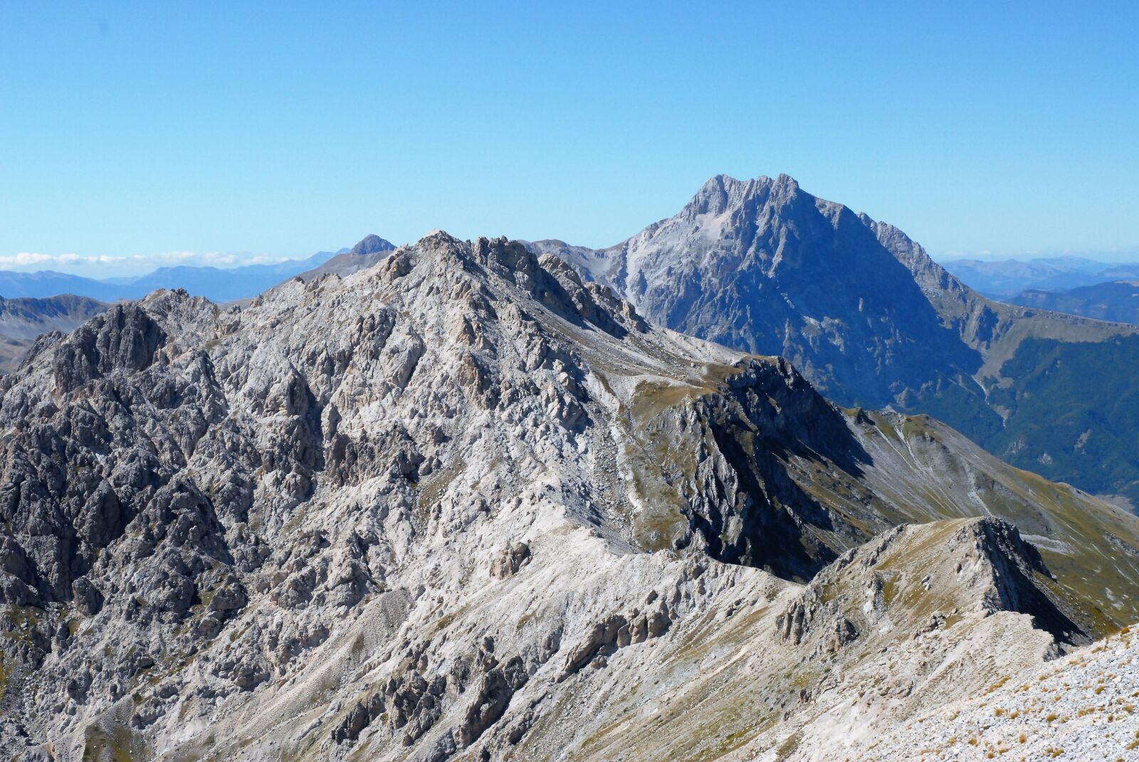 Nikon D200 sample photo. Mountains, peaks, apennines photography