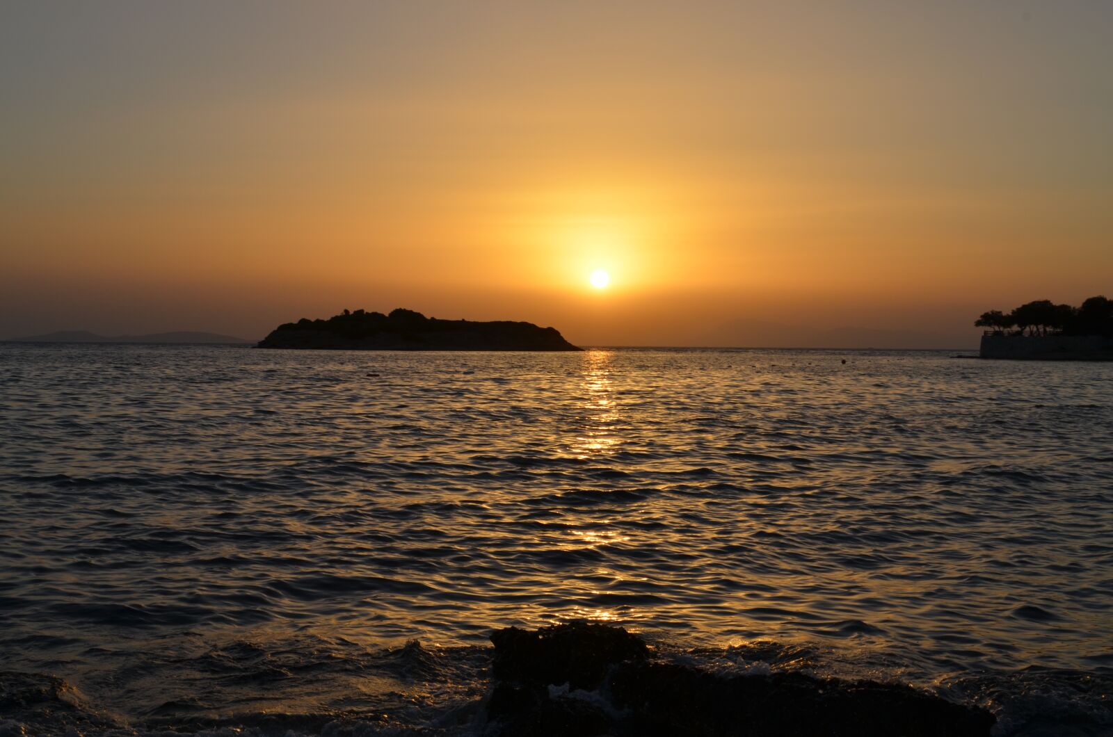 Nikon D5100 sample photo. Sunset, solar, beach photography