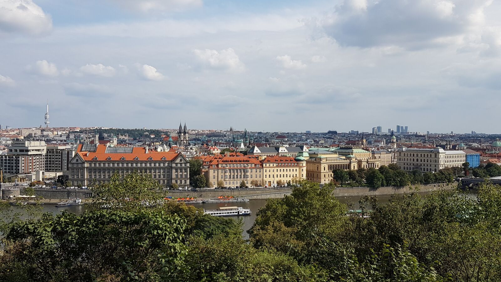 Samsung Galaxy S7 sample photo. Skyline, prague, river photography