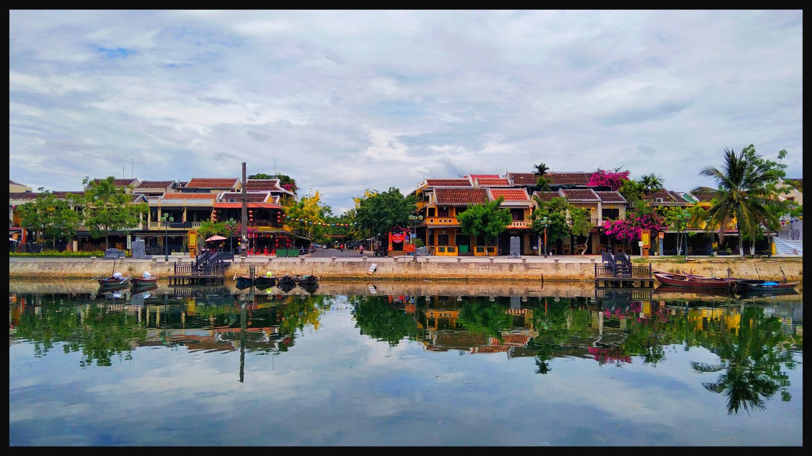 Xiaomi Redmi 8 sample photo. Landscape, river, city photography