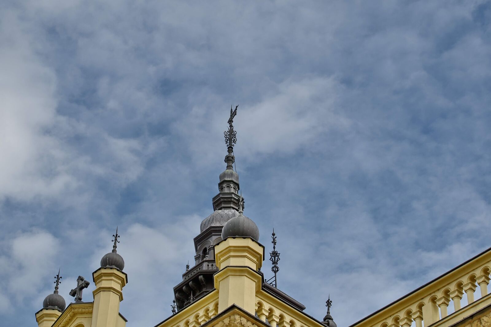 Nikon D5500 sample photo. Angle, perspective, tower, temple photography