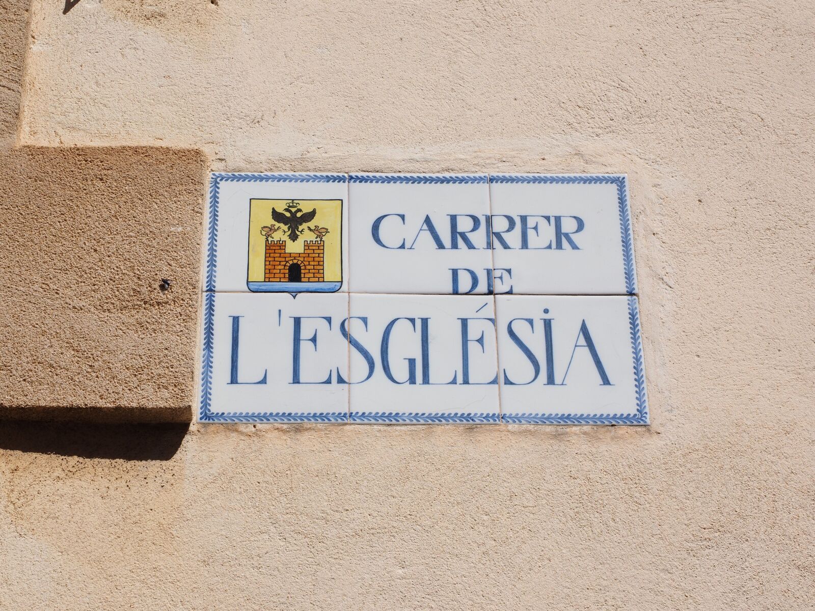 Olympus OM-D E-M1 + Olympus M.Zuiko Digital ED 12-40mm F2.8 Pro sample photo. Street sign, mallorca, alc photography