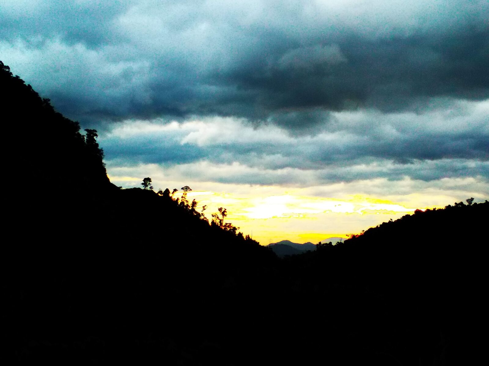 Xiaomi Redmi 4X sample photo. Sun, dawn, cloud photography