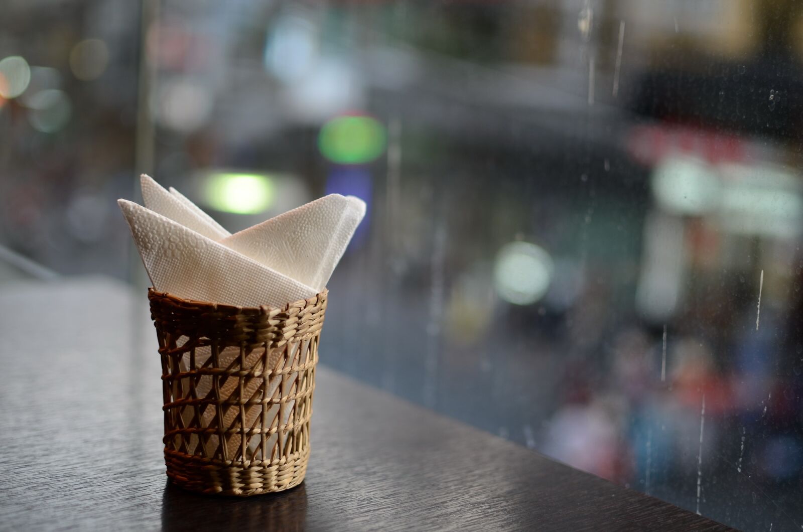Nikon D5100 sample photo. Tissue paper, rain, common photography