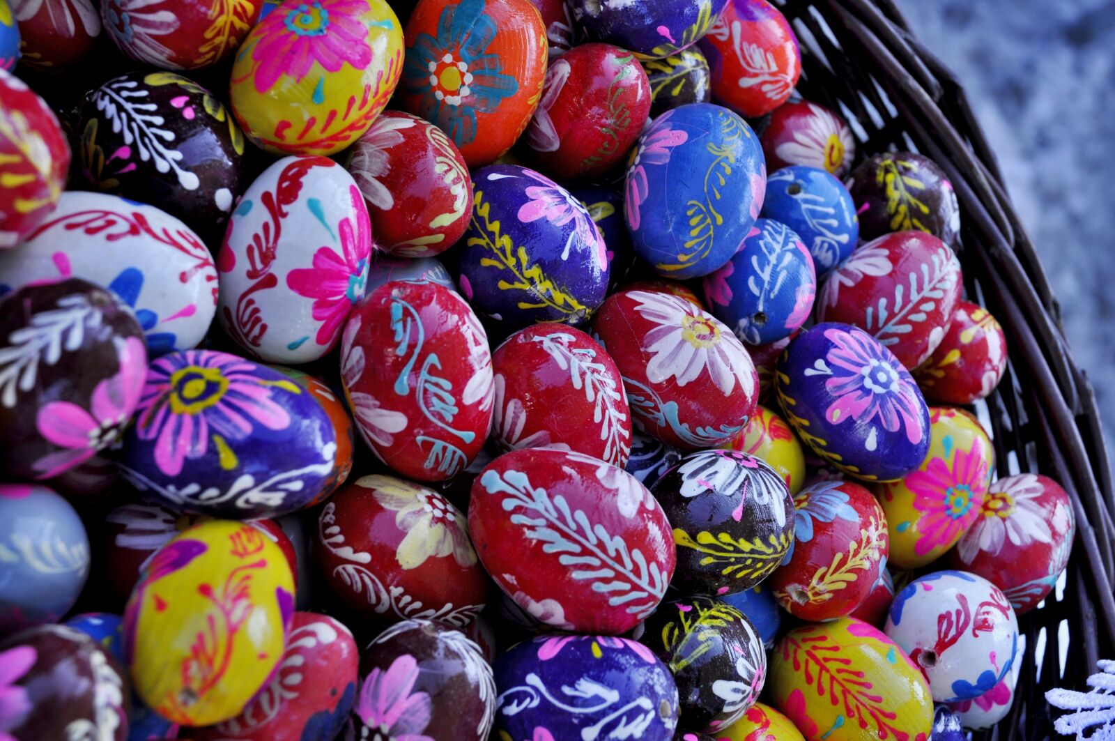 Nikon D5000 sample photo. Easter, easter eggs, christmas photography