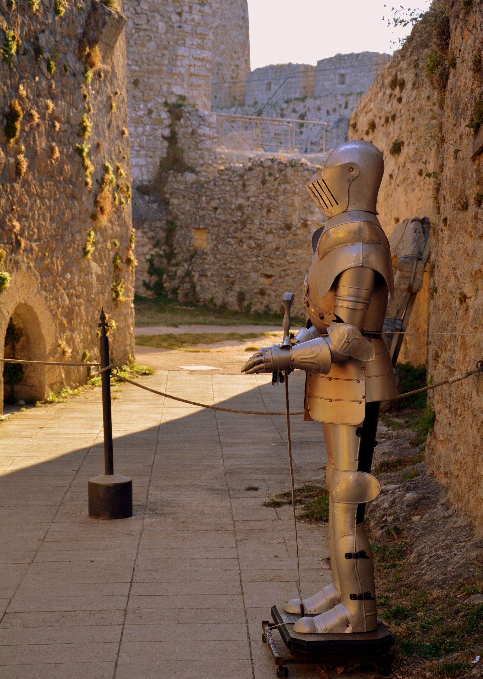Nikon D7100 sample photo. Armor, castle, puglia photography
