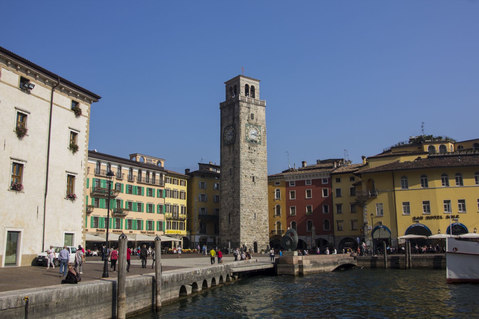 Canon EOS 60D sample photo. Italy, riva, garda photography