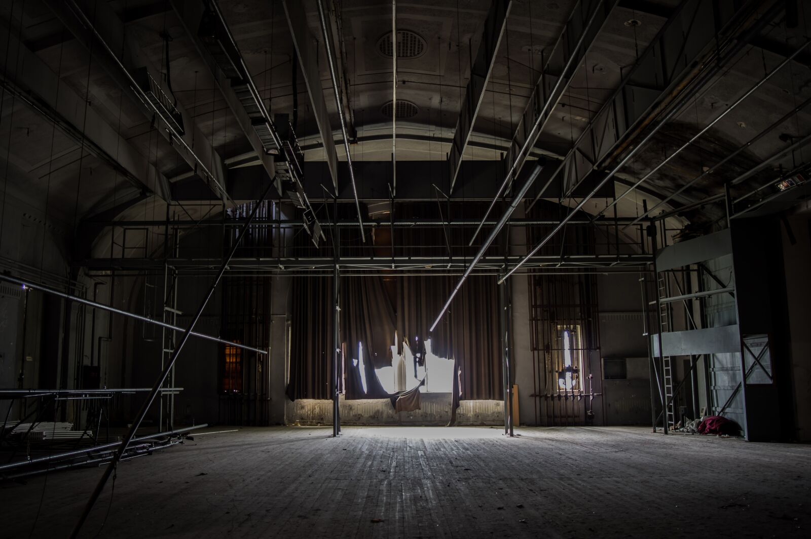 Pentax K-3 sample photo. Stage, theater, old photography