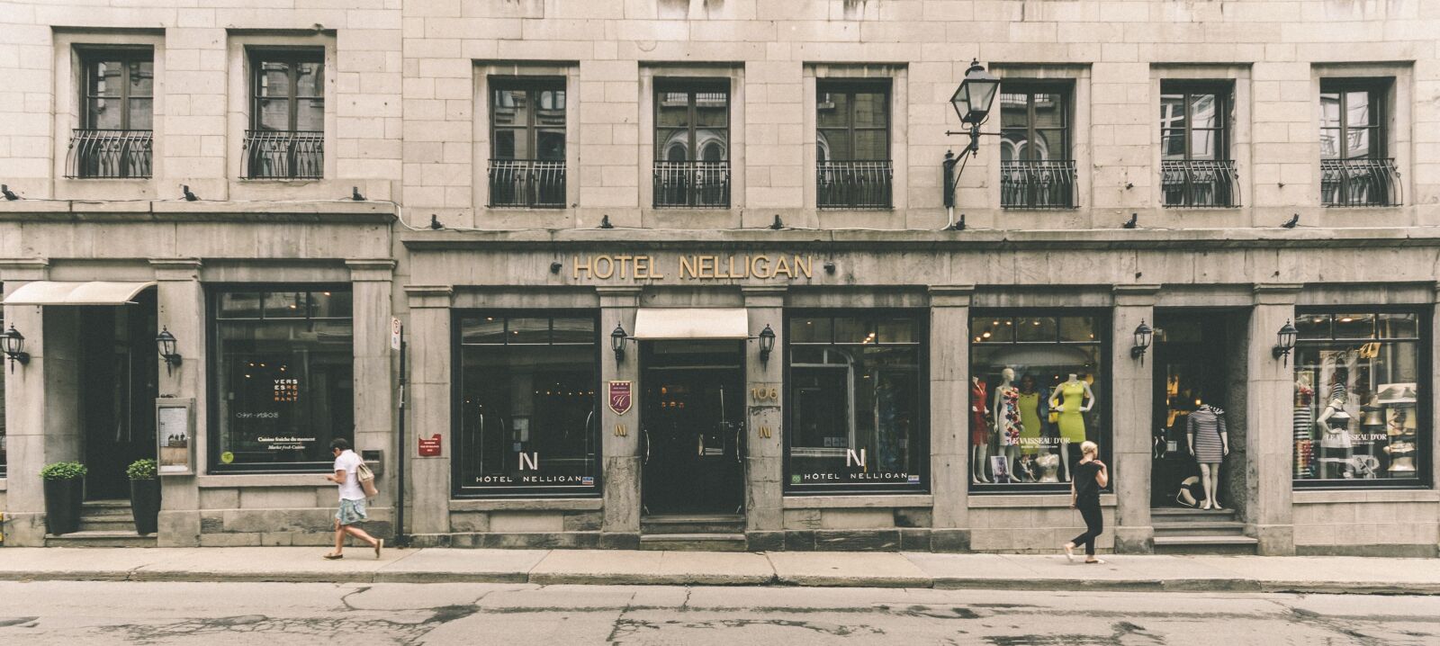 Nikon D300 sample photo. Architecture, boutique, building photography