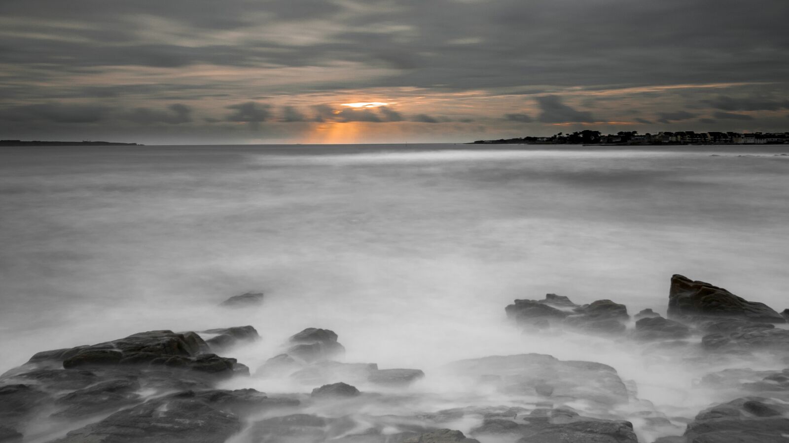 Canon EOS 70D sample photo. Storm, sea, rock photography