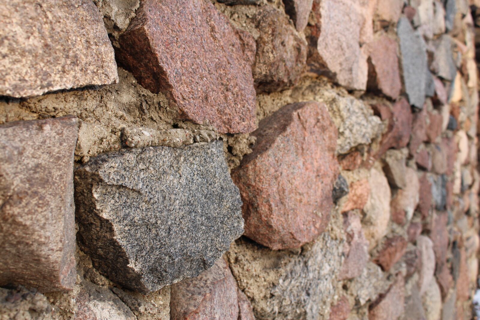 Canon EOS 700D (EOS Rebel T5i / EOS Kiss X7i) sample photo. The stones, masonry, stone photography