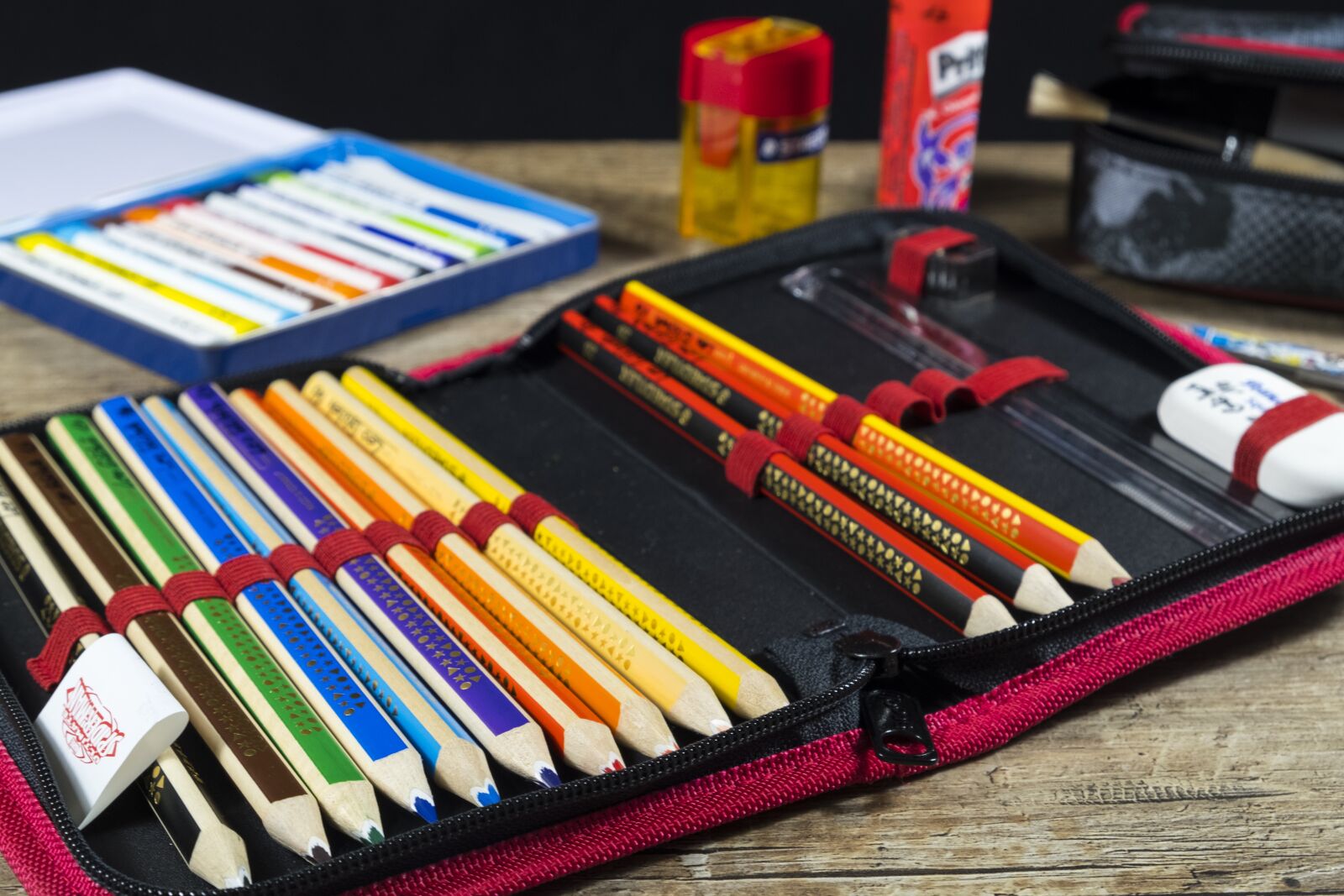 Fujifilm XF 18-55mm F2.8-4 R LM OIS sample photo. Back to school, school photography