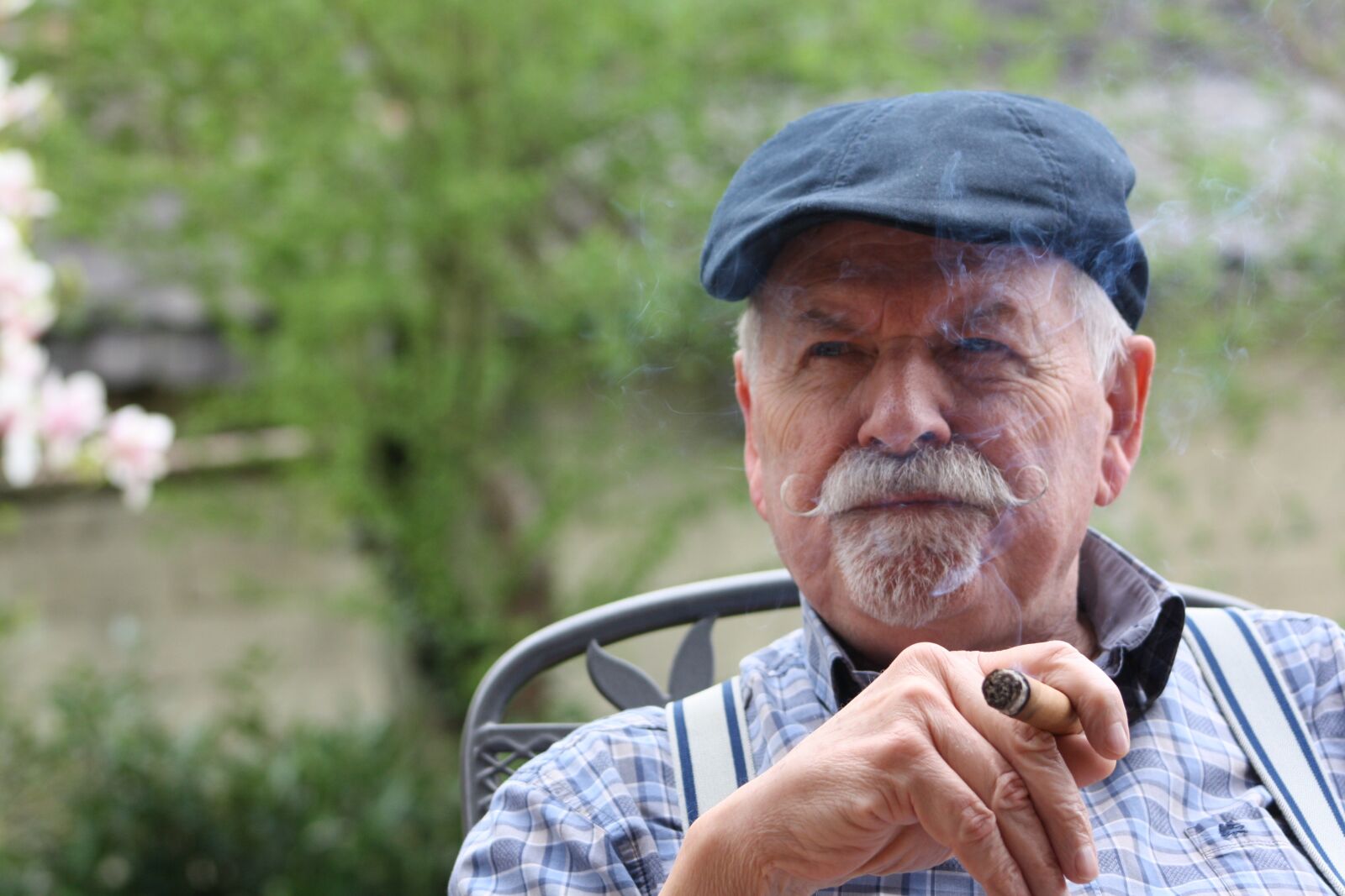 Canon EOS 1000D (EOS Digital Rebel XS / EOS Kiss F) sample photo. Portrait, man, human photography