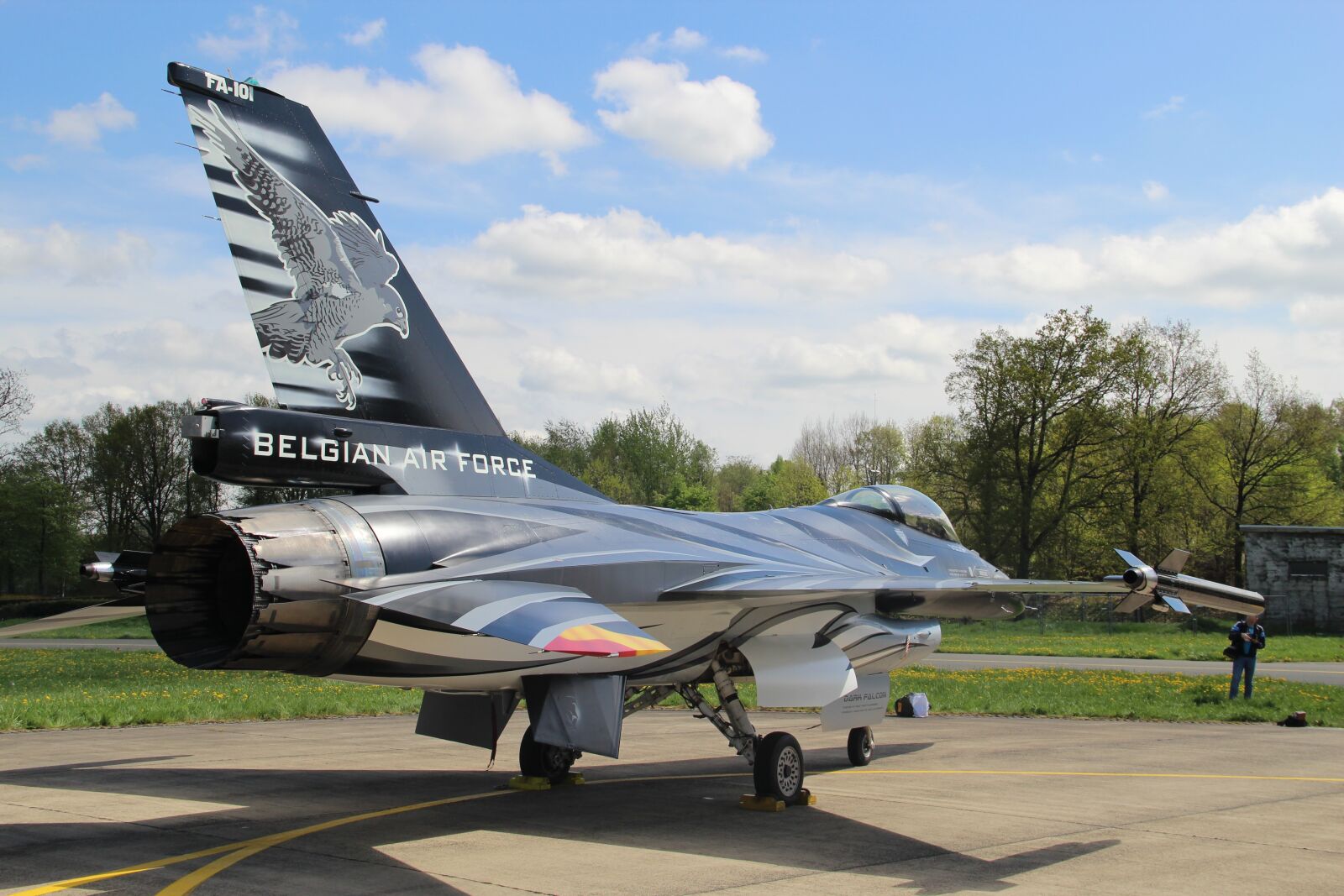 Canon EOS 600D (Rebel EOS T3i / EOS Kiss X5) sample photo. F16, belgian air force photography