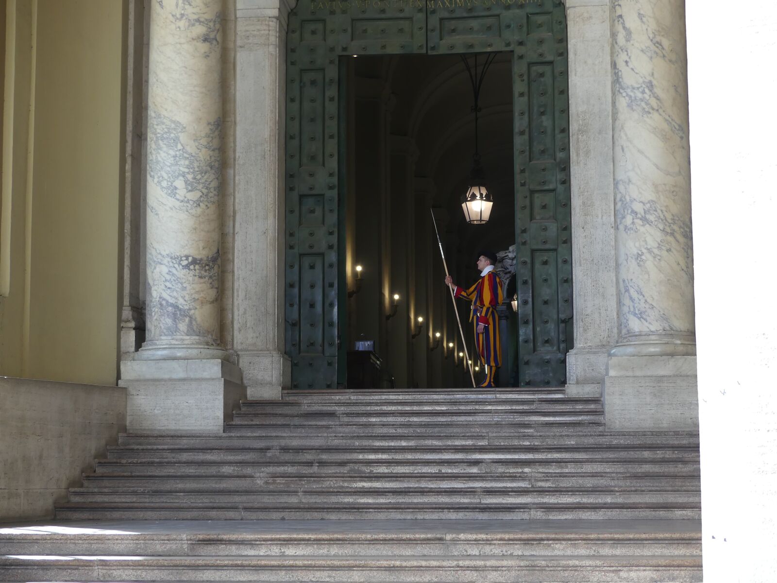 Panasonic Lumix DMC-FZ300 sample photo. Swiss guard, pope, st photography