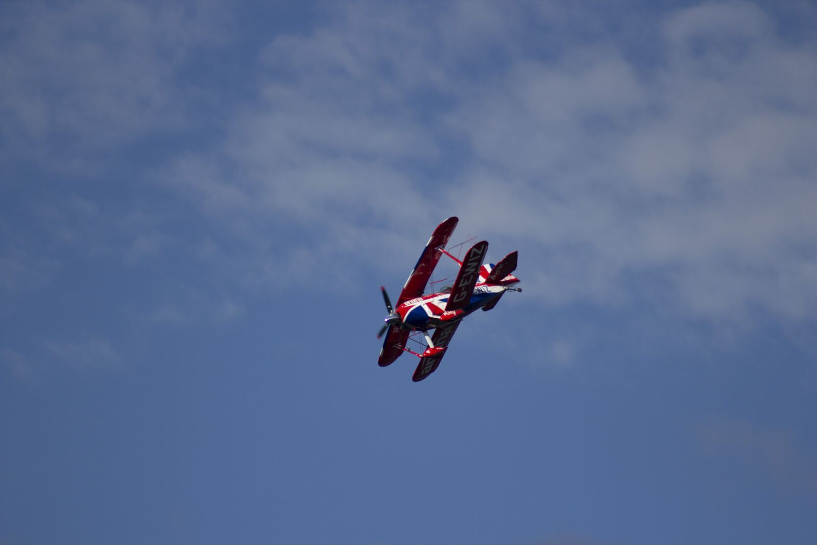 Canon EF 75-300mm f/4-5.6 USM sample photo. Airshow, stunt, airplane photography