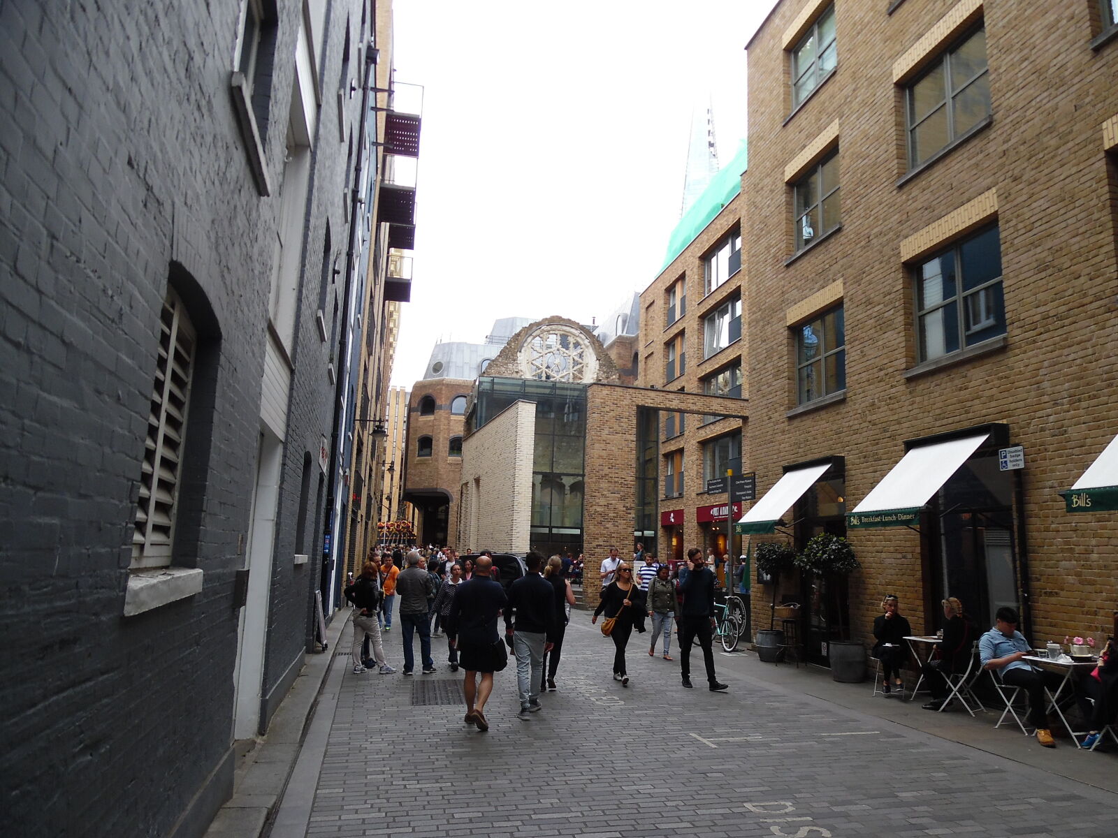 Samsung WB35F/WB36F/WB37F sample photo. London, london, street, winchester photography