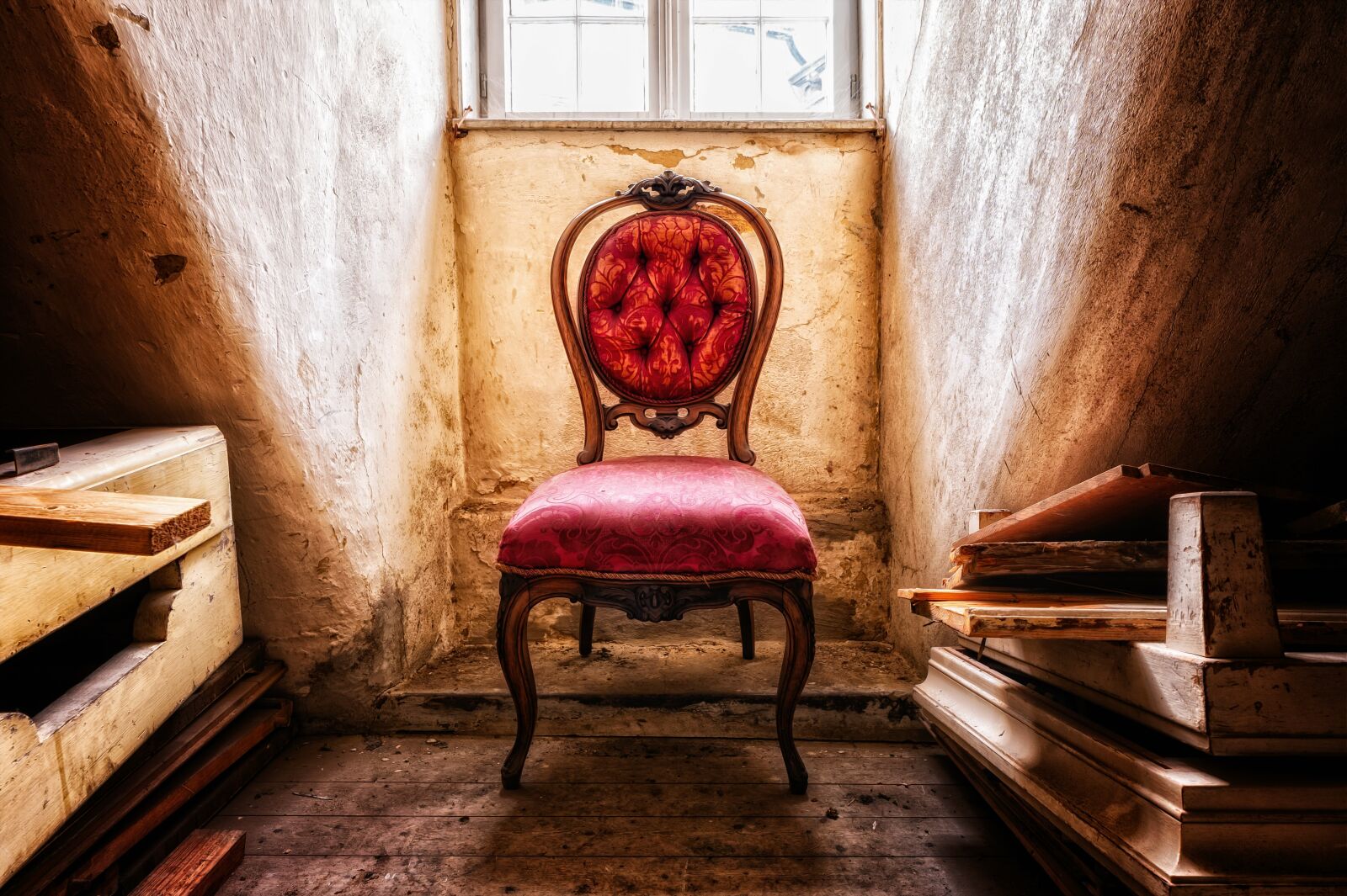 Nikon Nikkor Z 20mm F1.8 S sample photo. Chair, baroque, furniture photography