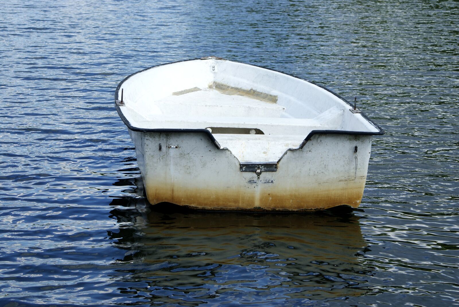 Sony Alpha DSLR-A200 sample photo. Boat, delude, mite photography