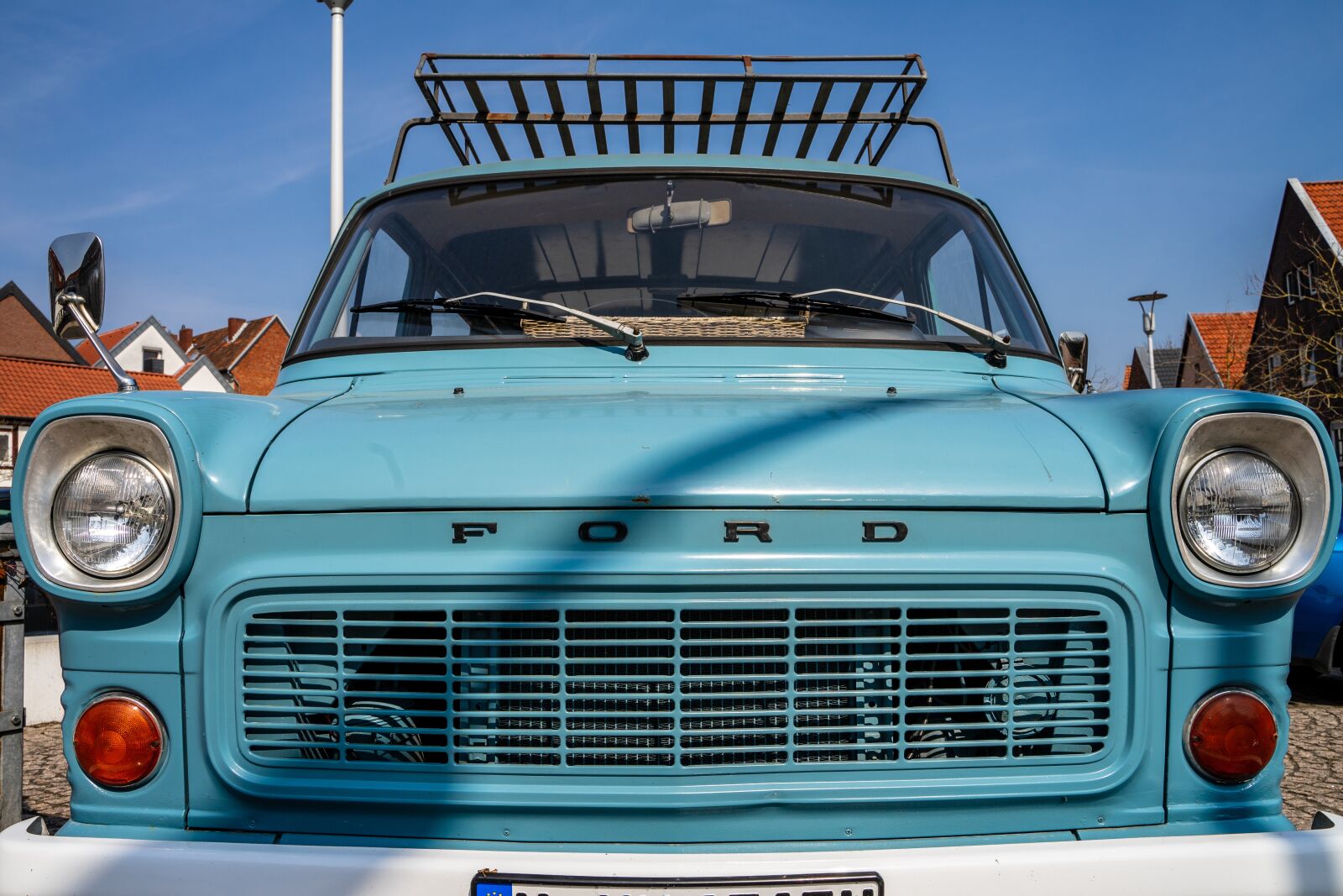 Tamron 28-75mm F2.8 Di III RXD sample photo. Oldtimer, auto, retro photography