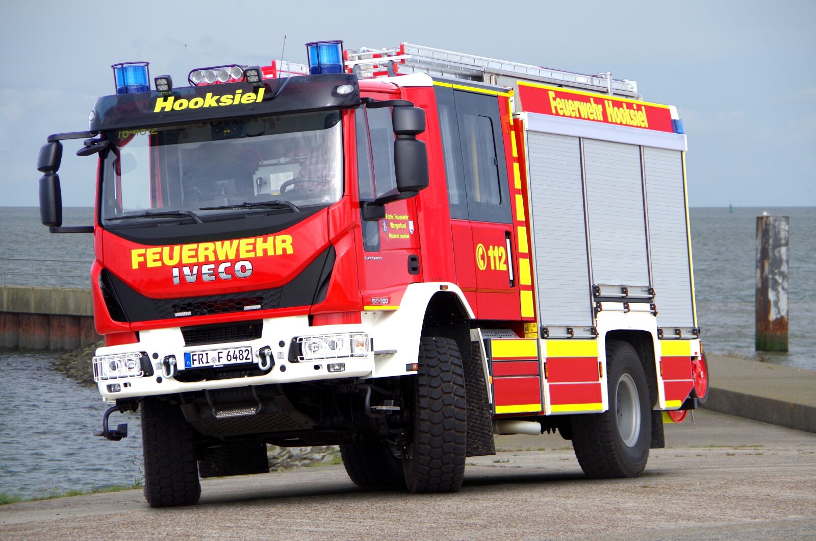 Pentax K-50 sample photo. Fire, firefighter vehicle, fire photography