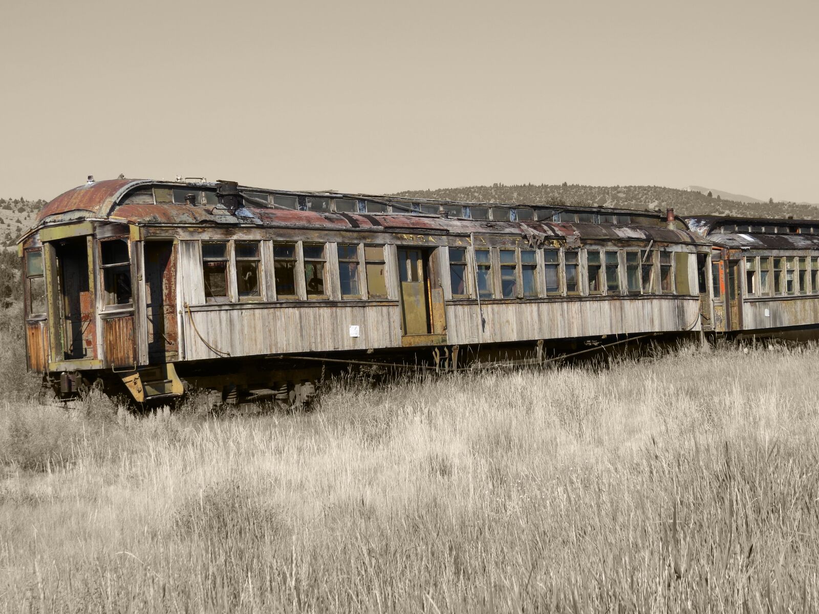 Canon PowerShot SX50 HS sample photo. Train, old, rail cars photography