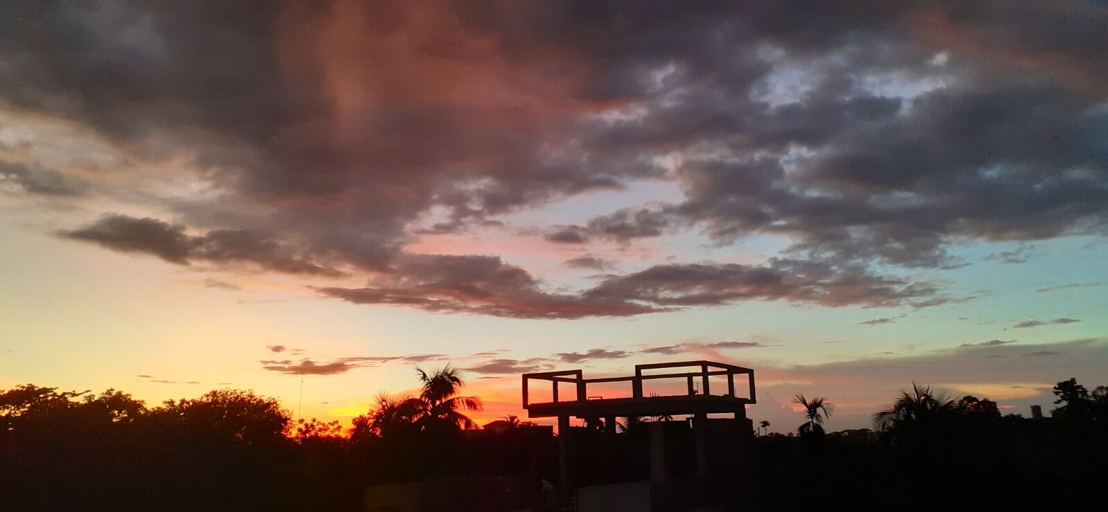 Samsung SM-M205F sample photo. Sunset, cloud, sky photography
