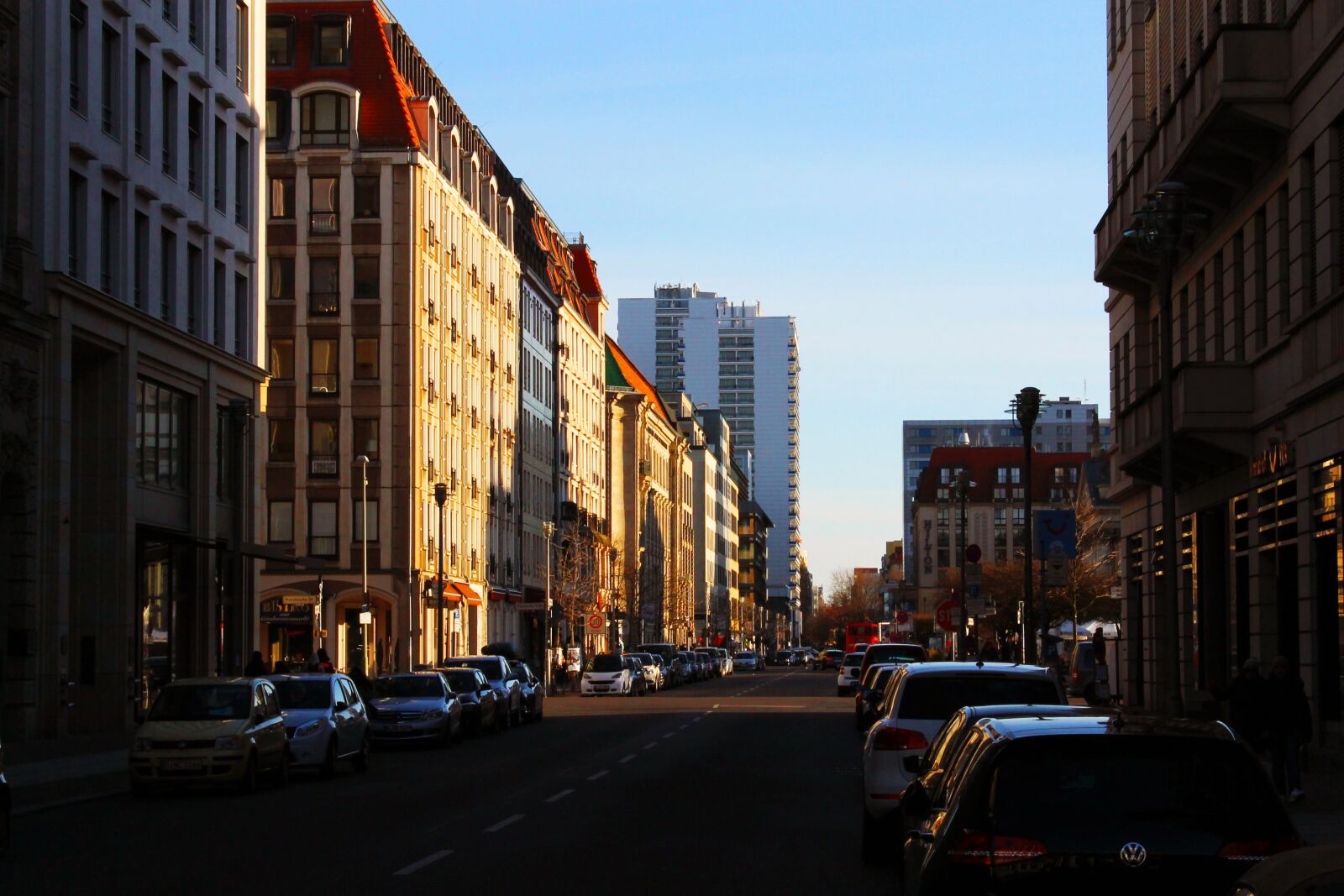 Canon EOS 1100D (EOS Rebel T3 / EOS Kiss X50) sample photo. Berlin, city, himmel photography