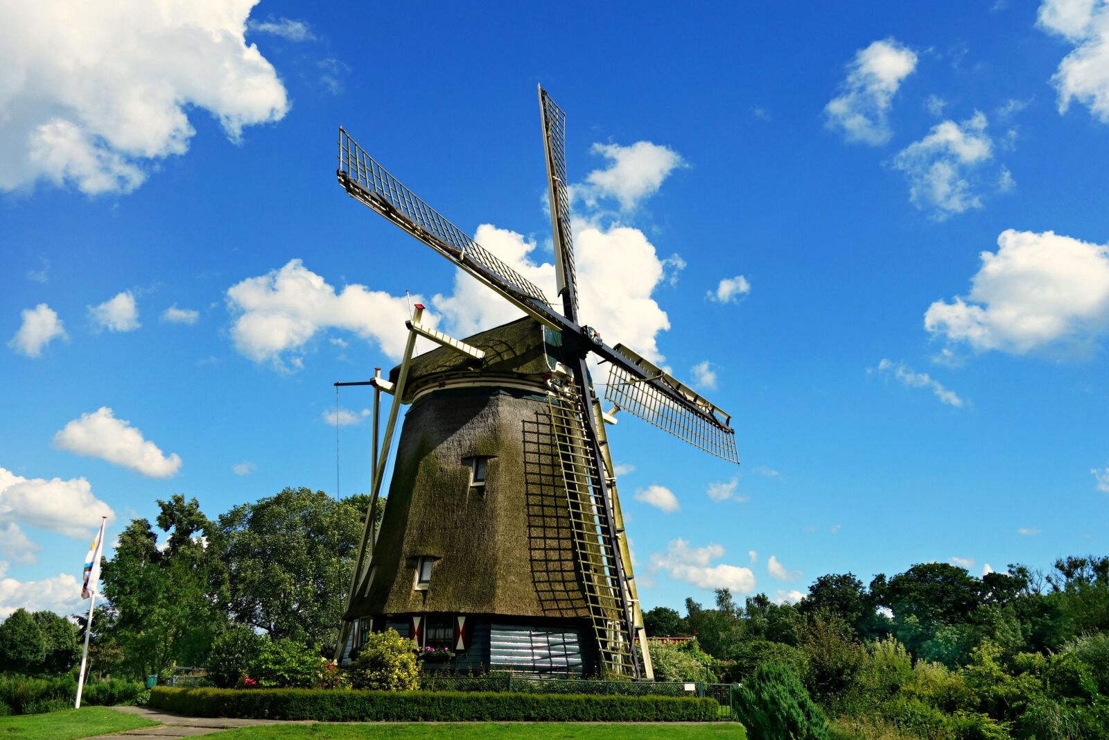 Sony Cyber-shot DSC-RX100 sample photo. Windmill, mill, dutch windmill photography