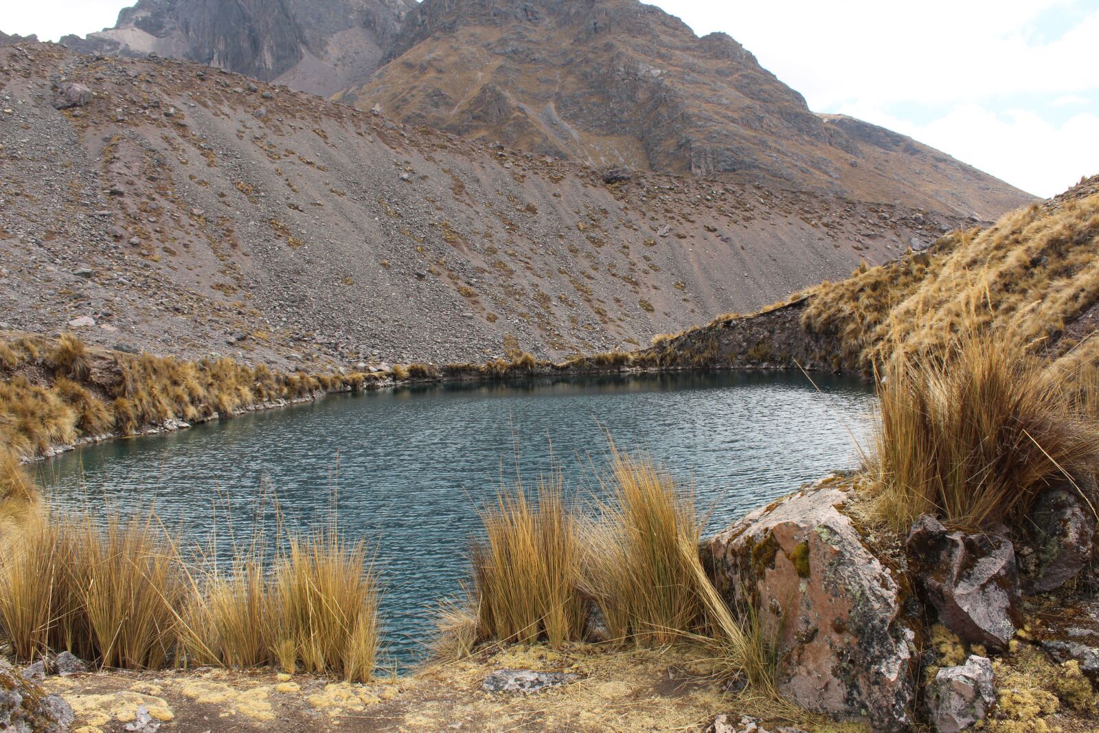 Canon EOS 1300D (EOS Rebel T6 / EOS Kiss X80) sample photo. Laguna, landscape, nature photography