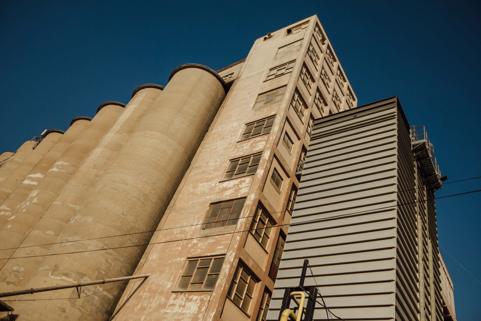 Canon EF-S 18-55mm F3.5-5.6 IS sample photo. Silo, workplace, warehouse, industry photography