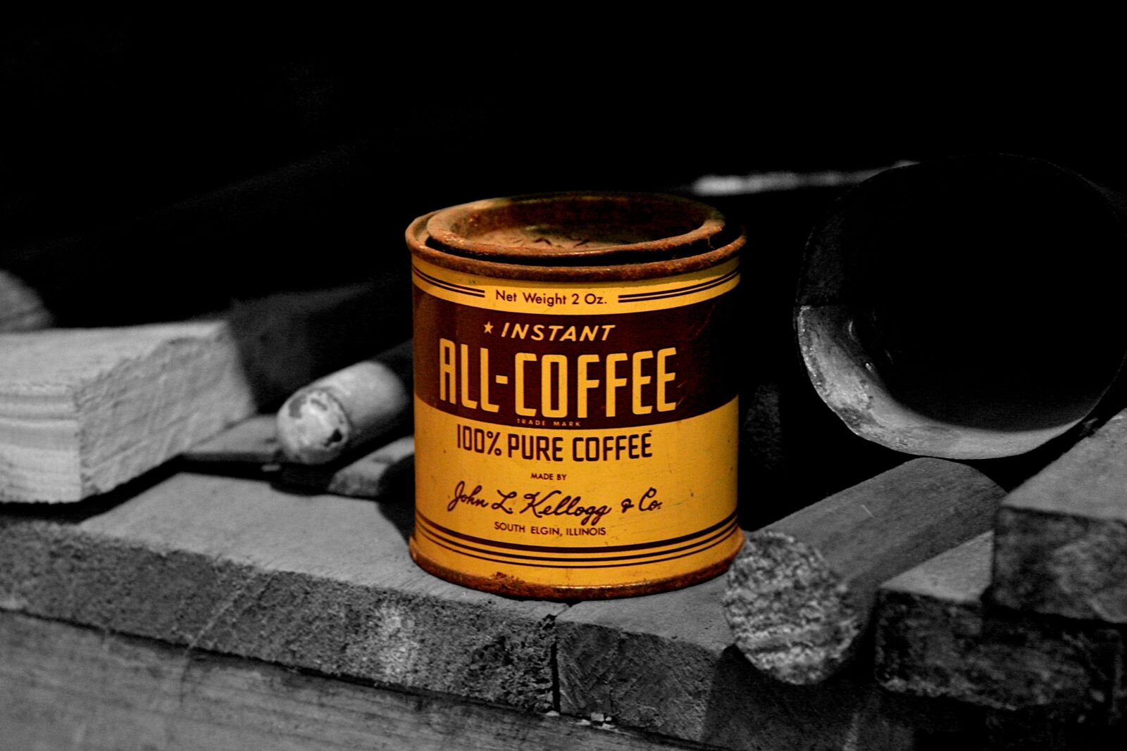Canon EOS 20D sample photo. Box, coffee, tin can photography