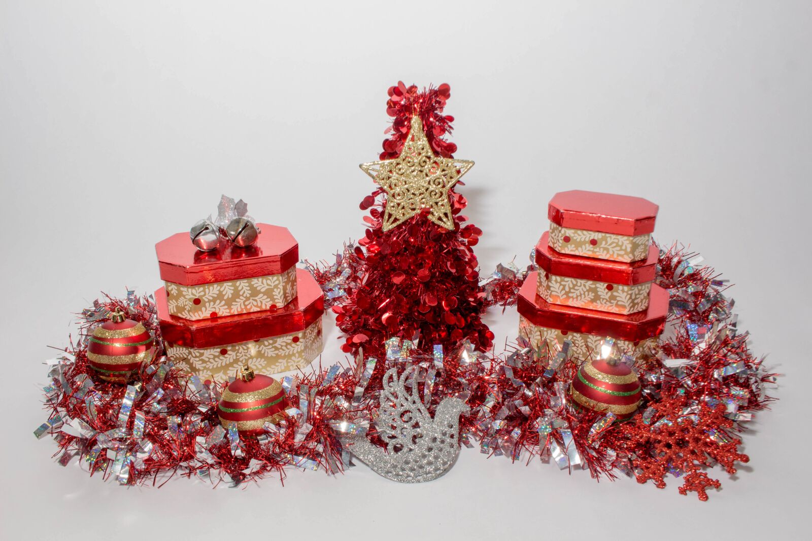 Canon EOS 700D (EOS Rebel T5i / EOS Kiss X7i) sample photo. Christmas, decoration, celebration photography