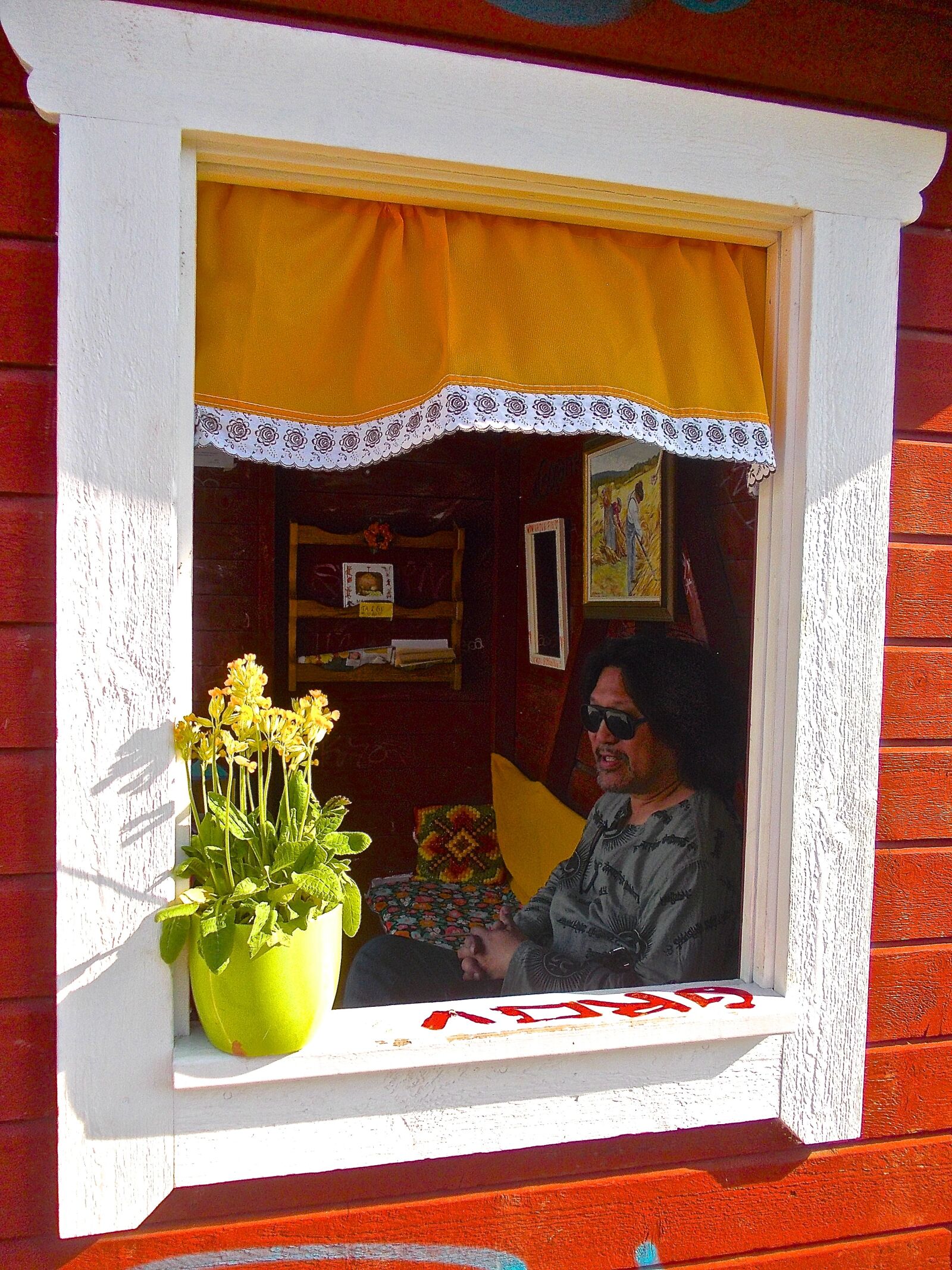 Nikon COOLPIX L25 sample photo. Bus shelter, j rna photography