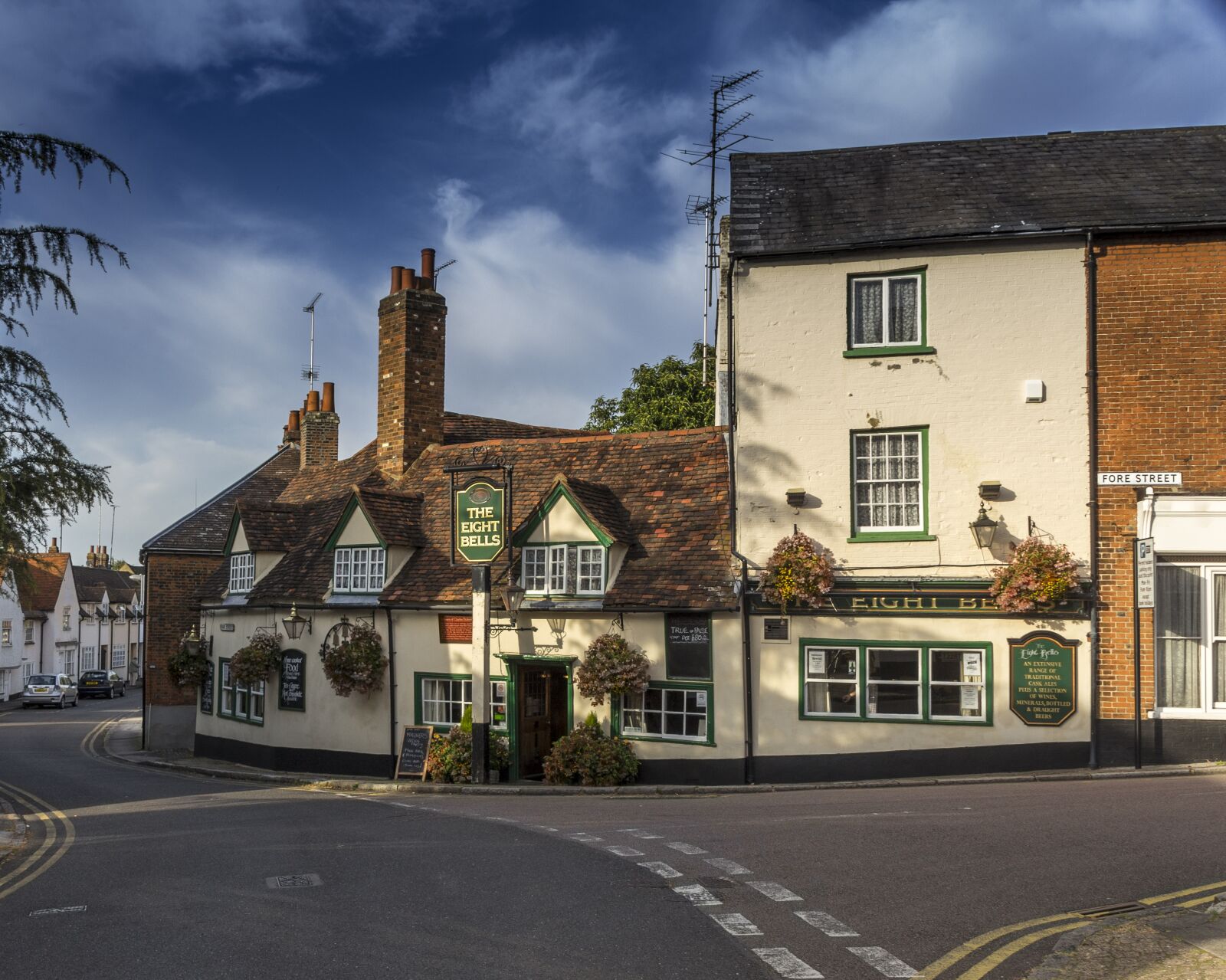 Canon EOS 60D sample photo. Pub, england, english photography
