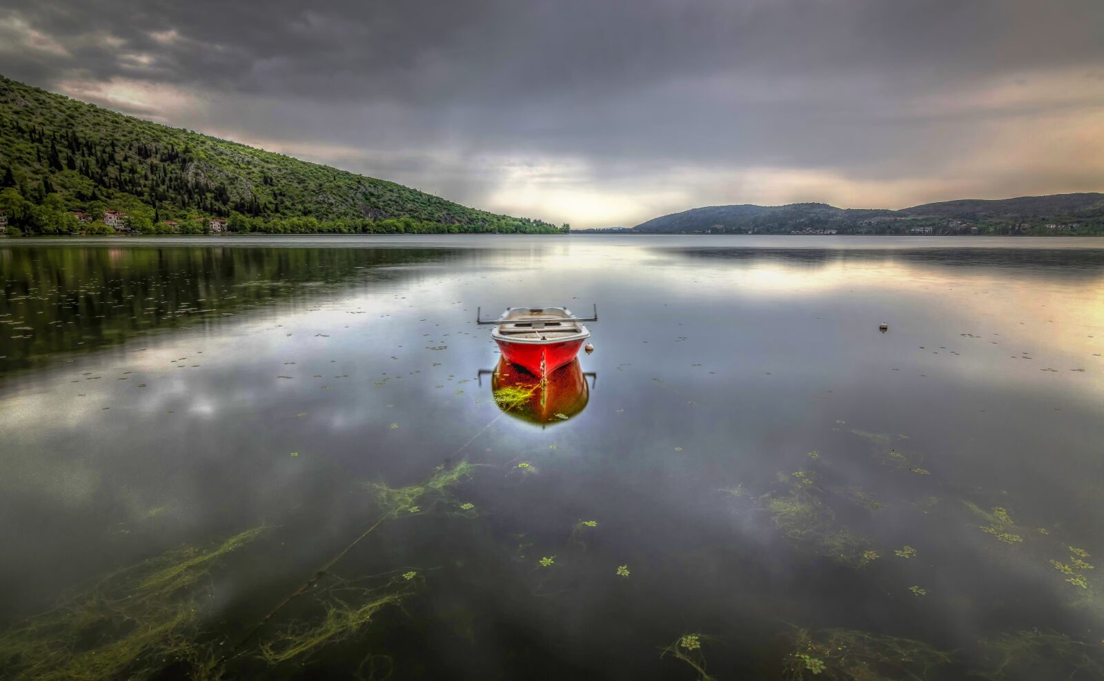 Nikon D7200 sample photo. Lake, boat, red photography