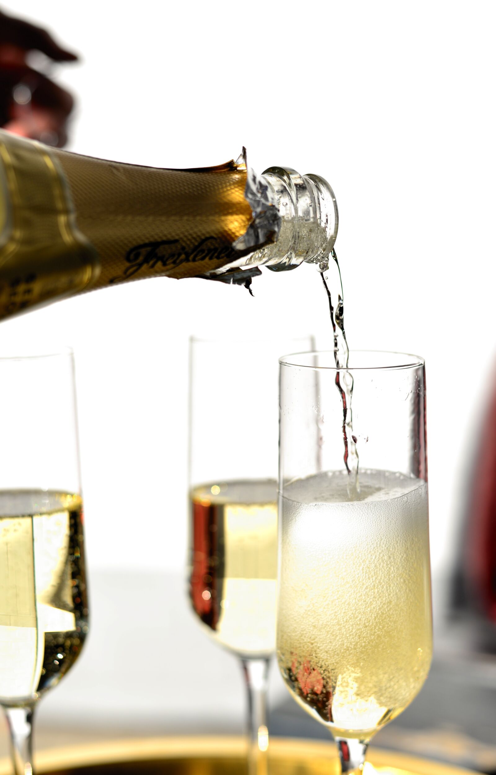 Nikon D610 sample photo. Champagne, pour a, champagne photography