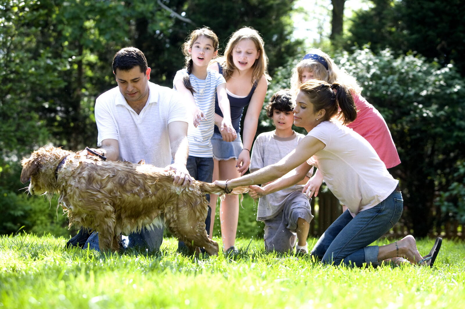 Canon EOS-1Ds Mark II sample photo. Father, children, steadying, pet photography