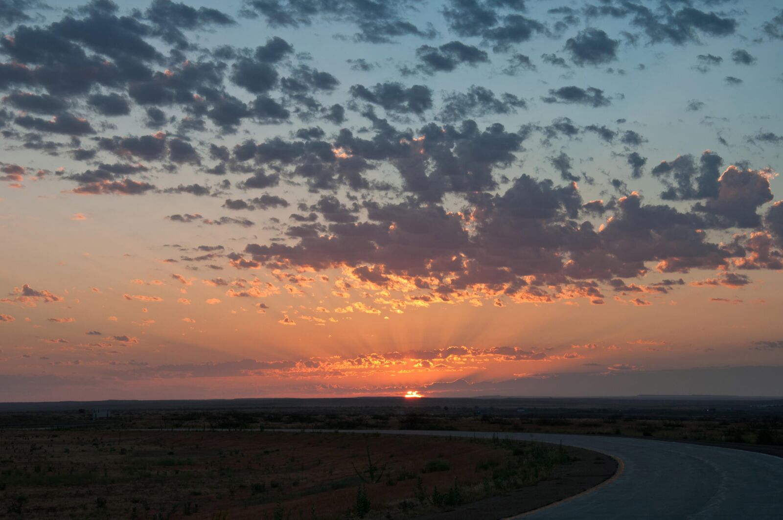 Nikon D90 sample photo. Sunrise, clouds, dawn photography