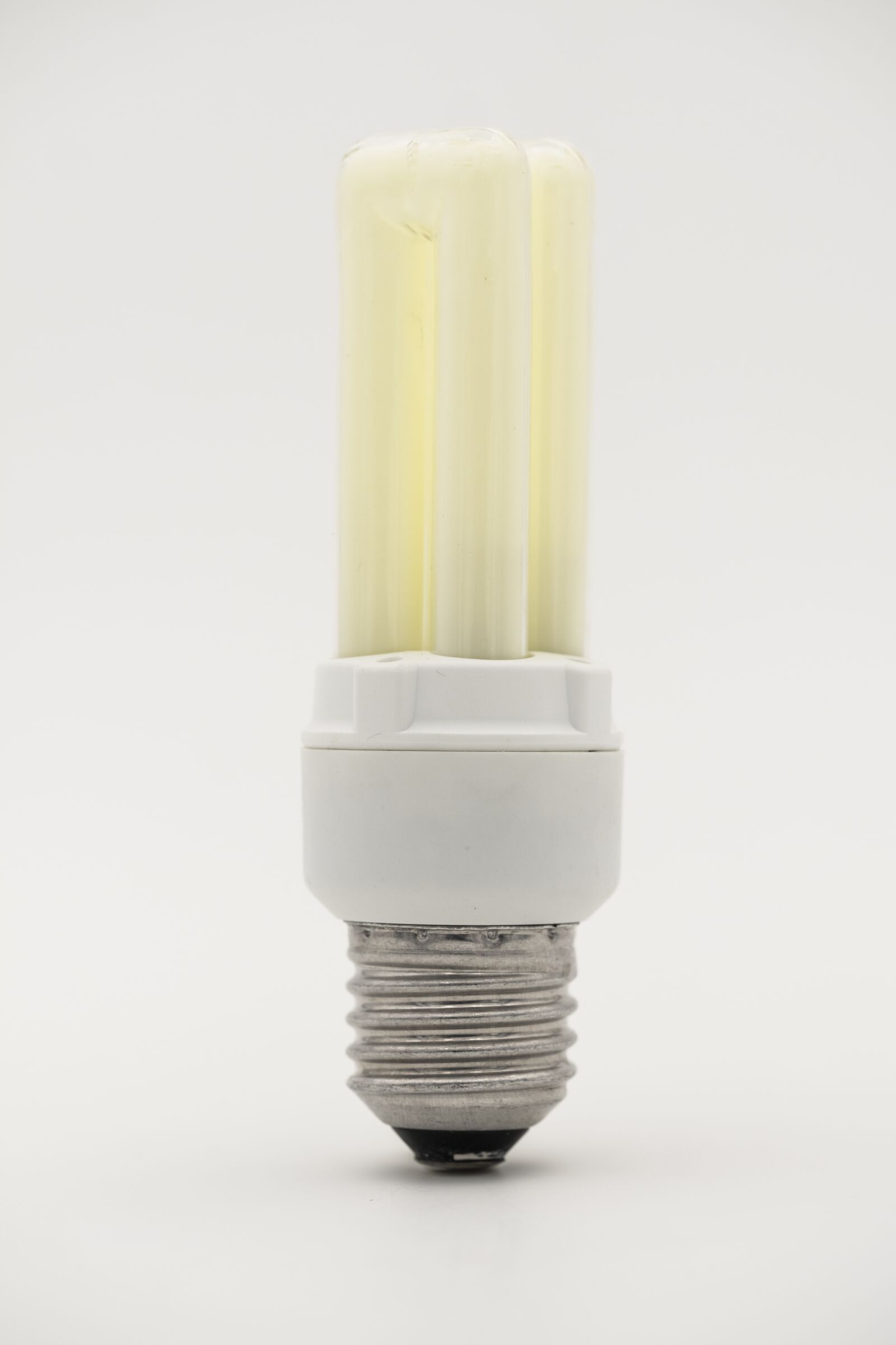 Fujifilm X-T2 sample photo. Bulbs, light bulb, lamp photography