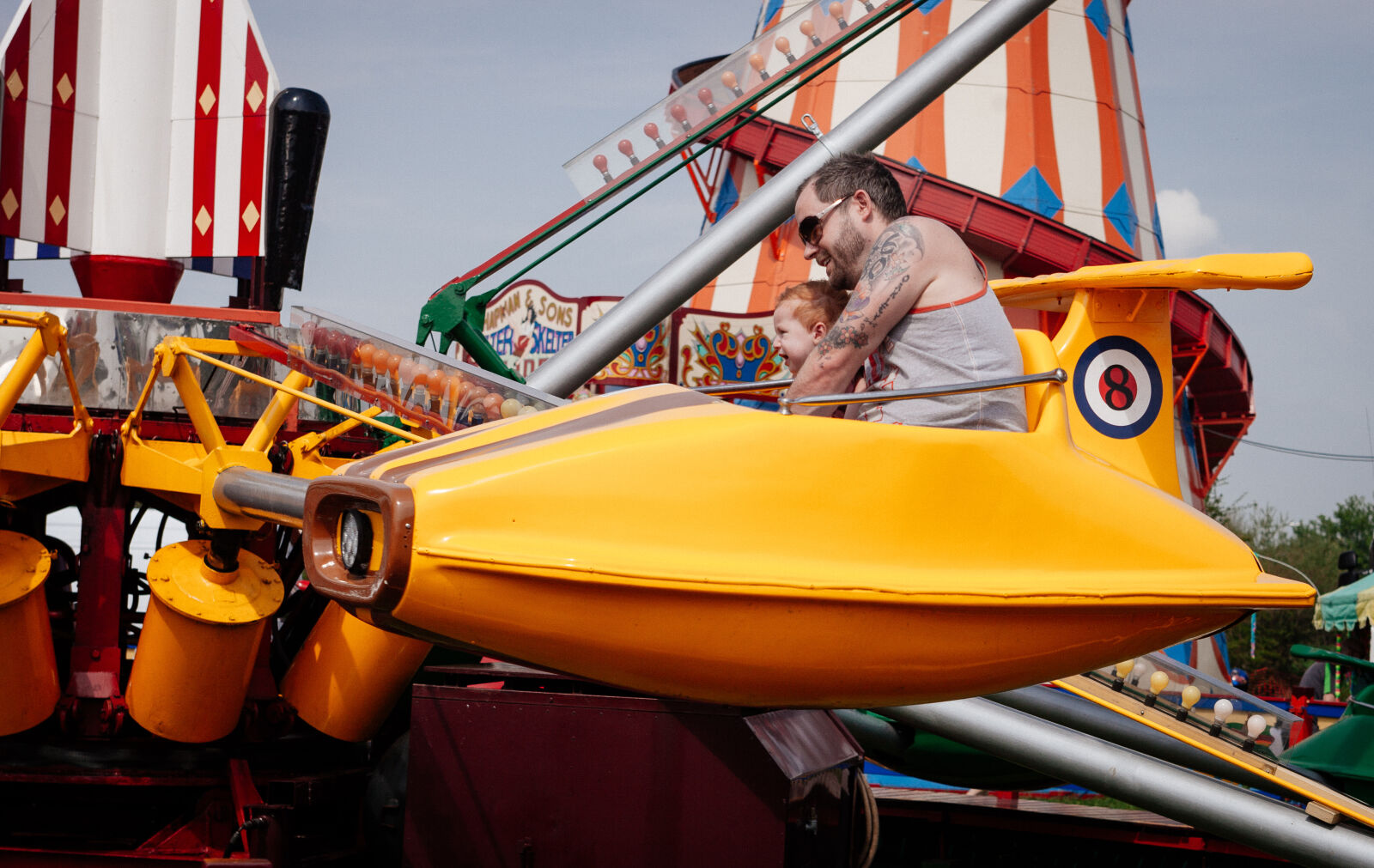 Canon EF 28-70mm f/2.8L USM sample photo. Carnival, close, up, enjoyment photography