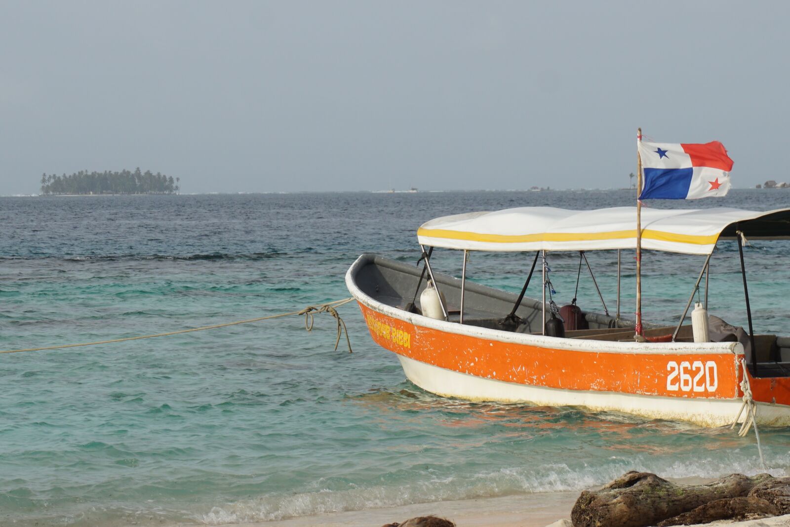 Sony E 16-50mm F3.5-5.6 PZ OSS sample photo. Panama, ocean, water photography