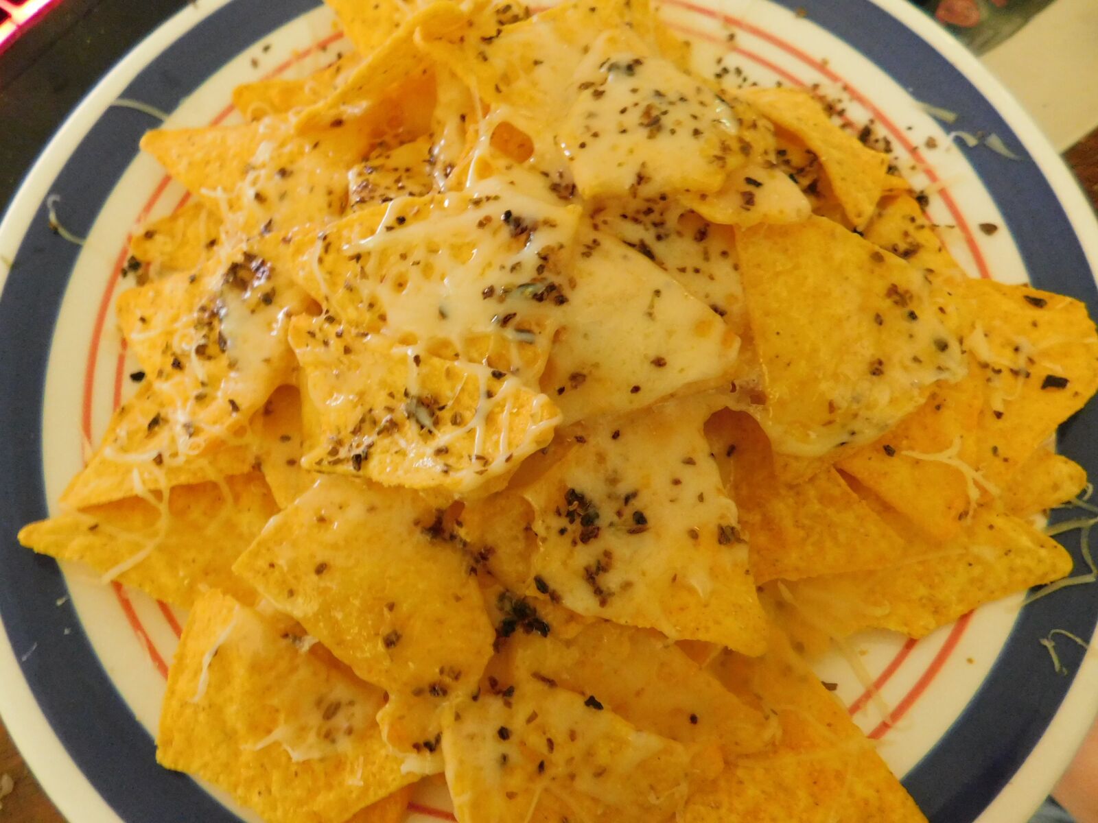 Nikon Coolpix B500 sample photo. Nacho, chili, tortilla chips photography