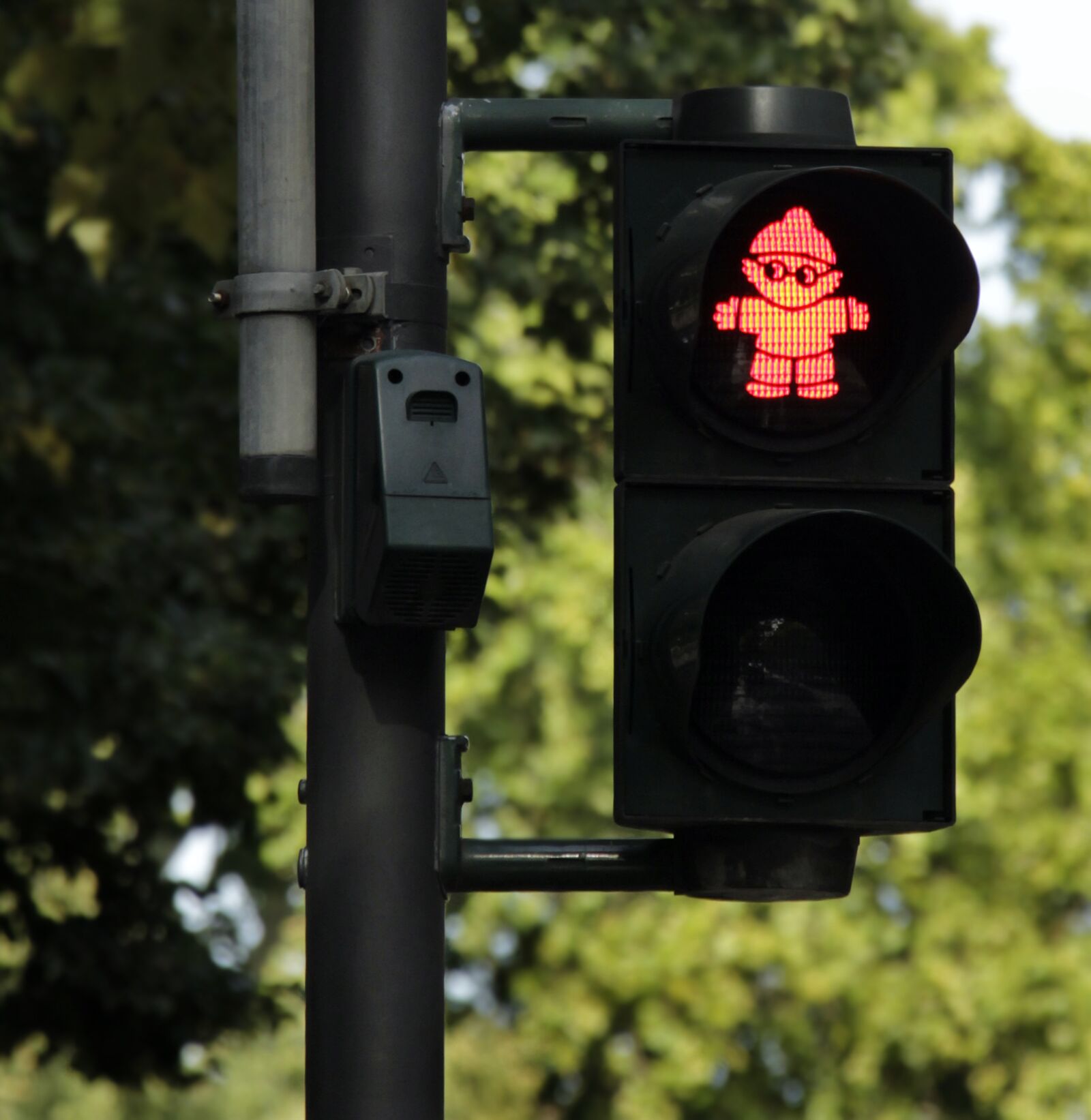 Canon EOS 100D (EOS Rebel SL1 / EOS Kiss X7) sample photo. Traffic lights, traffic, mainzelm photography