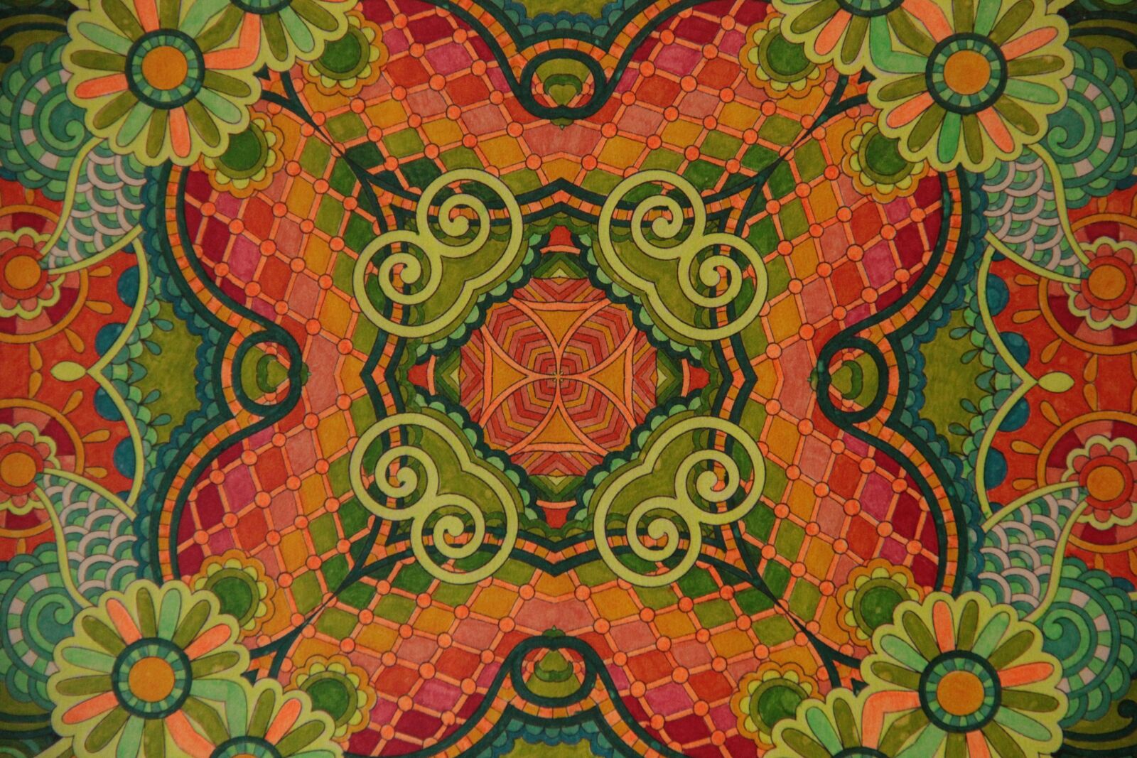 Canon EOS 550D (EOS Rebel T2i / EOS Kiss X4) sample photo. Mandala, color, mood photography
